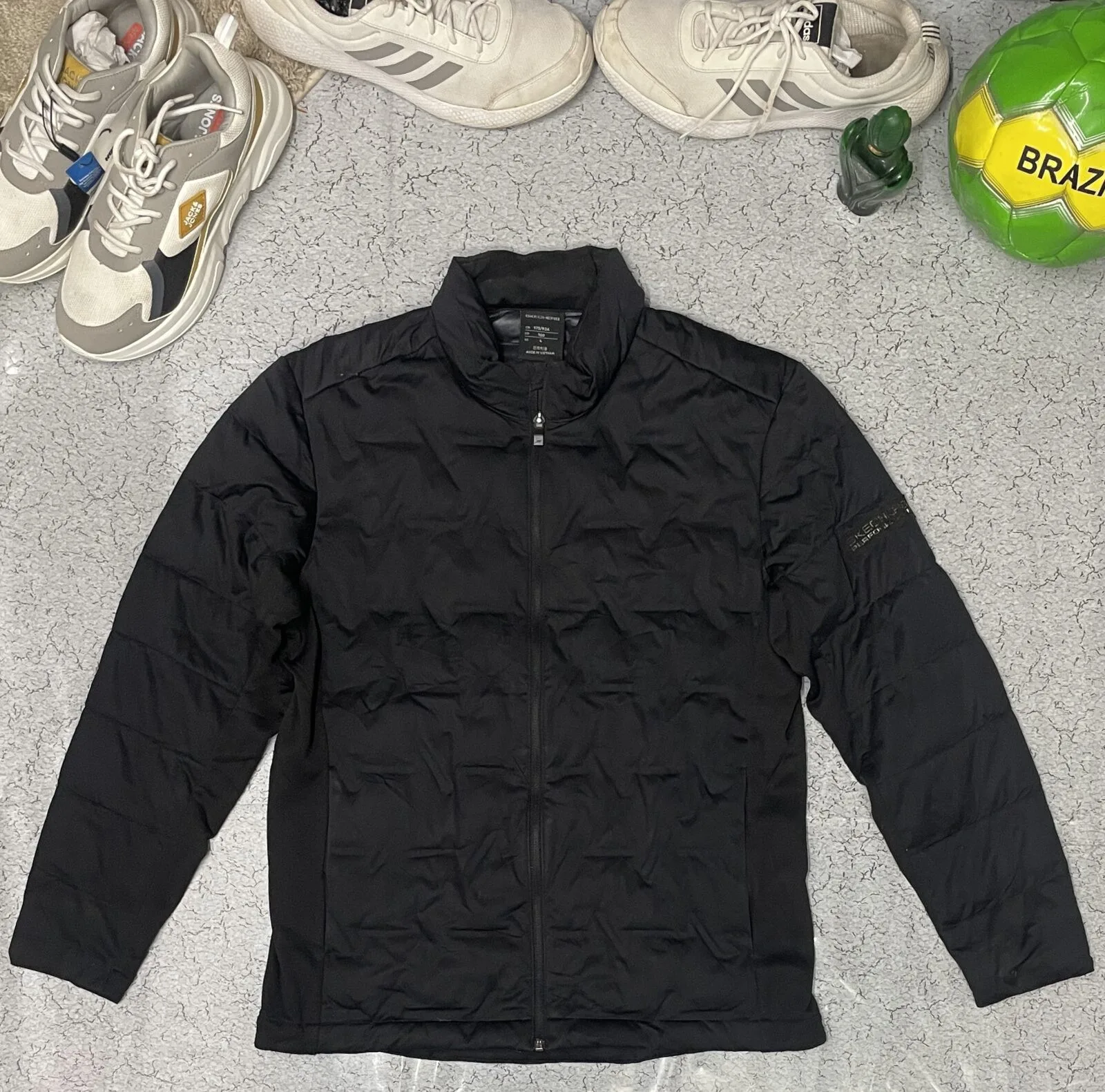 Sketchers NeoTube 5.5 Puffer Jacket Black Size L for minus winter