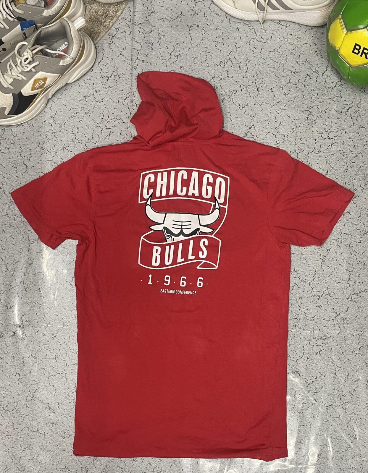 Jordan chicago bulls hoodie halfs sleeve tshirt size M