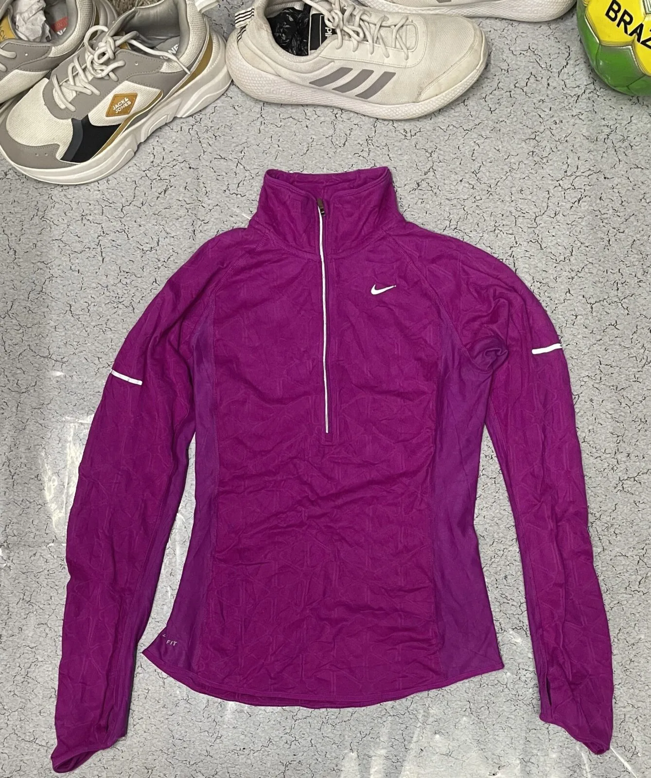 Nike dri fit body fitted track tshirt size S purple