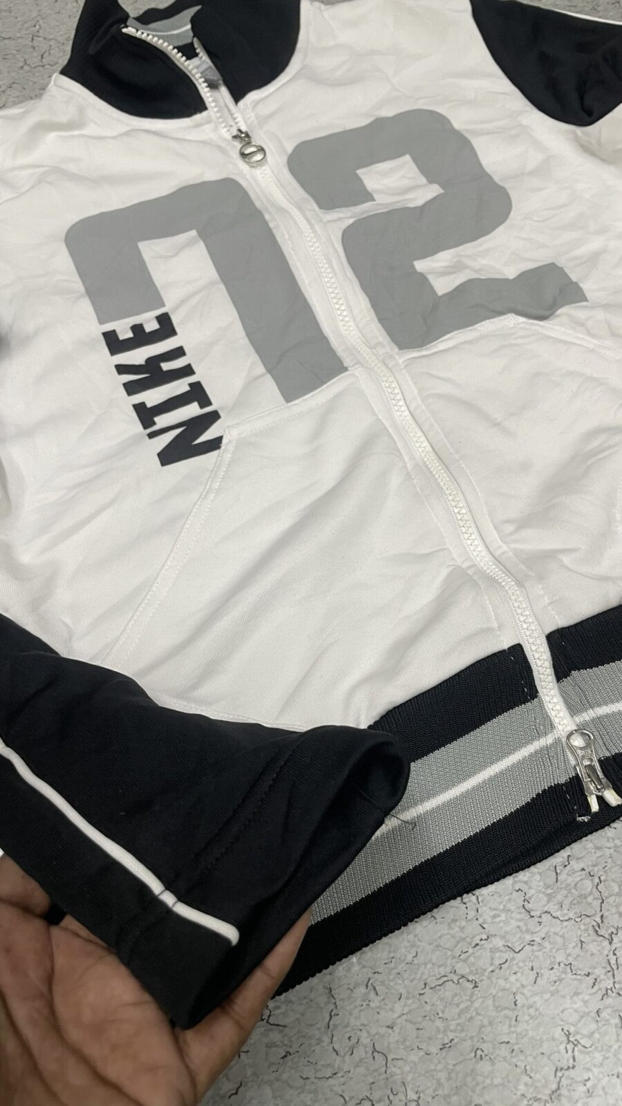 Nike Y2K Vintage Jacket black white size M