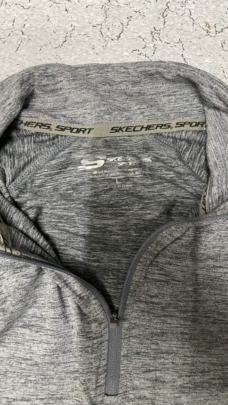 Sketchers Original half zip up body fitted Tshirt | grey | L