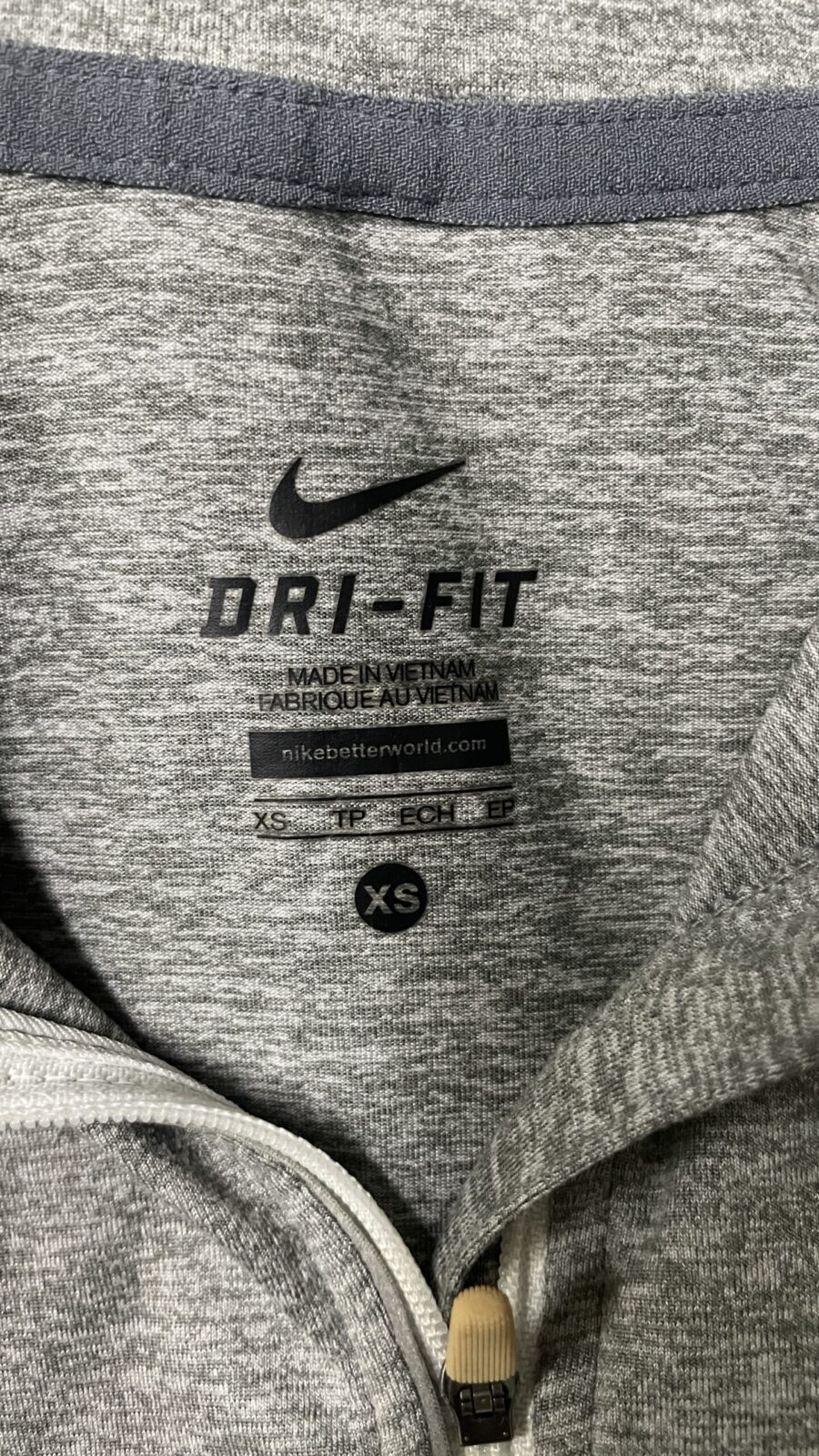Nike Dri fit half zip up tshirt grey size S