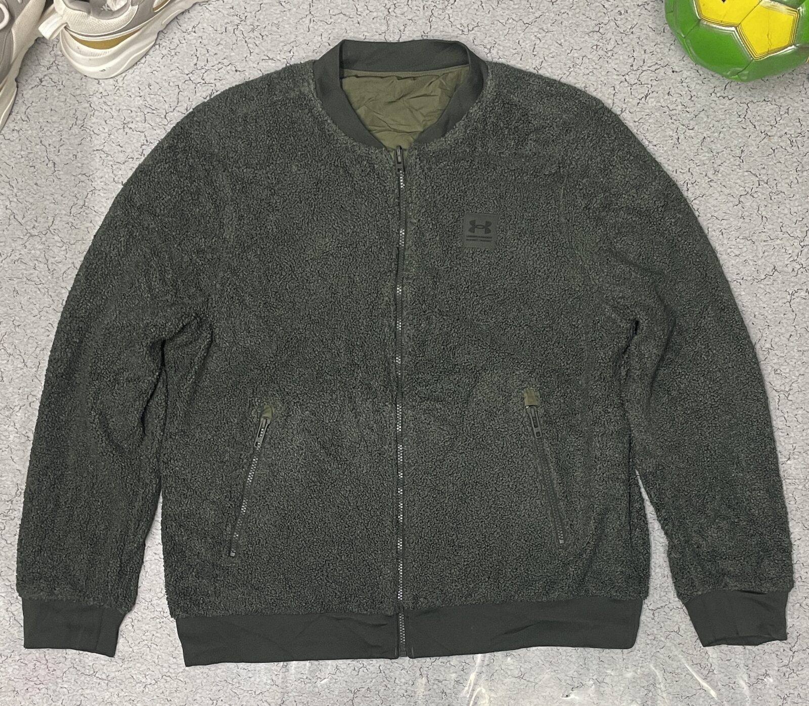 Under Armour Xstorm Reversible Full sleeve Jacket size XL