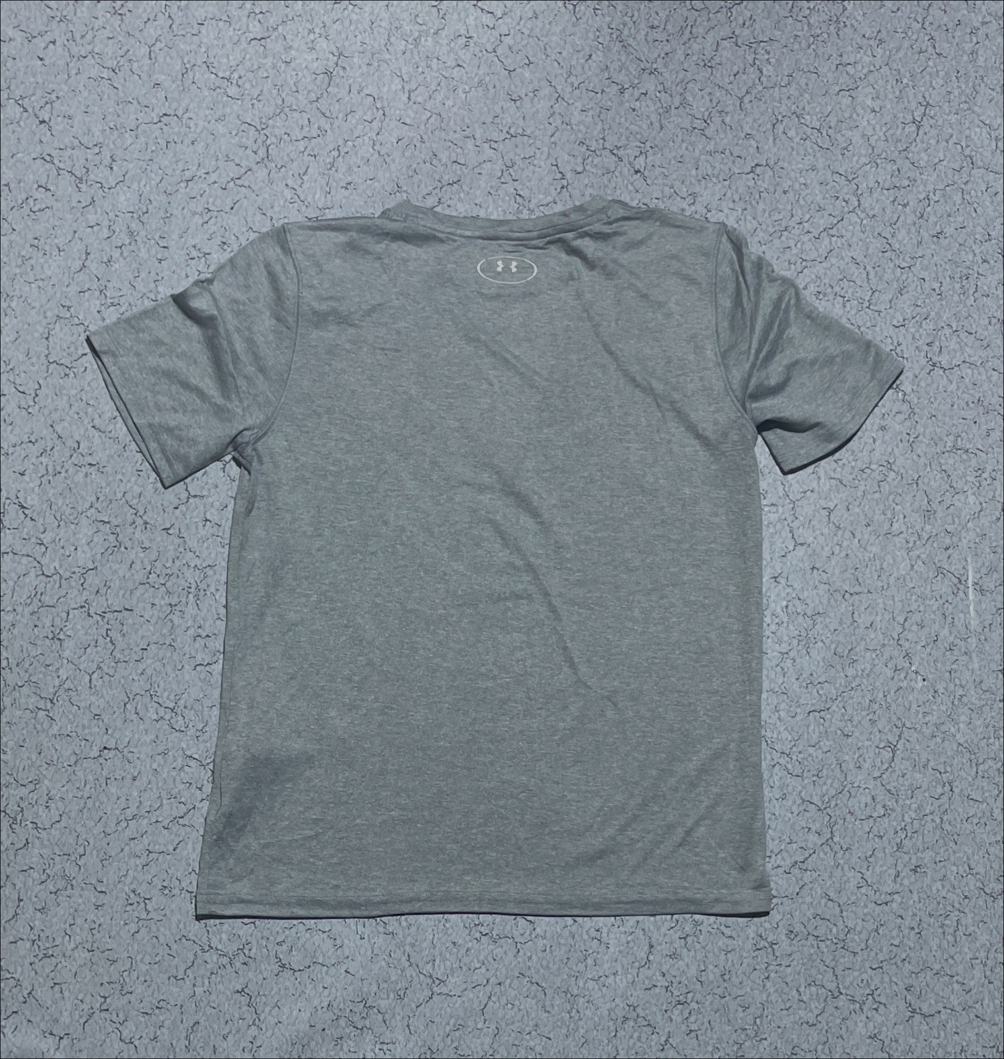 Under Armour Heatgear Half Sleeve Tshirt Size S Grey