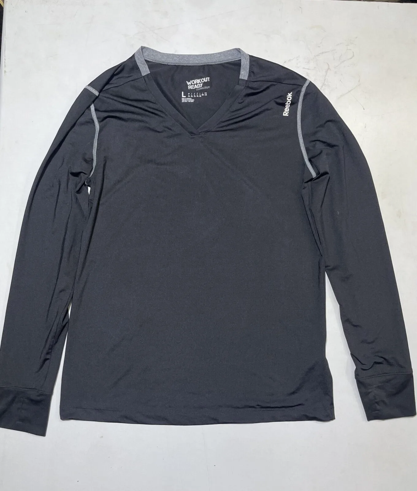 Reebok Play Dry full sleeve Tshirt size M