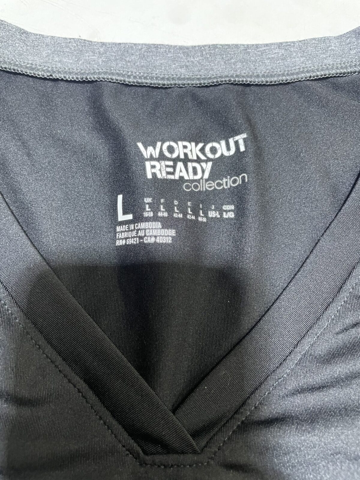 Reebok Play Dry full sleeve Tshirt size M