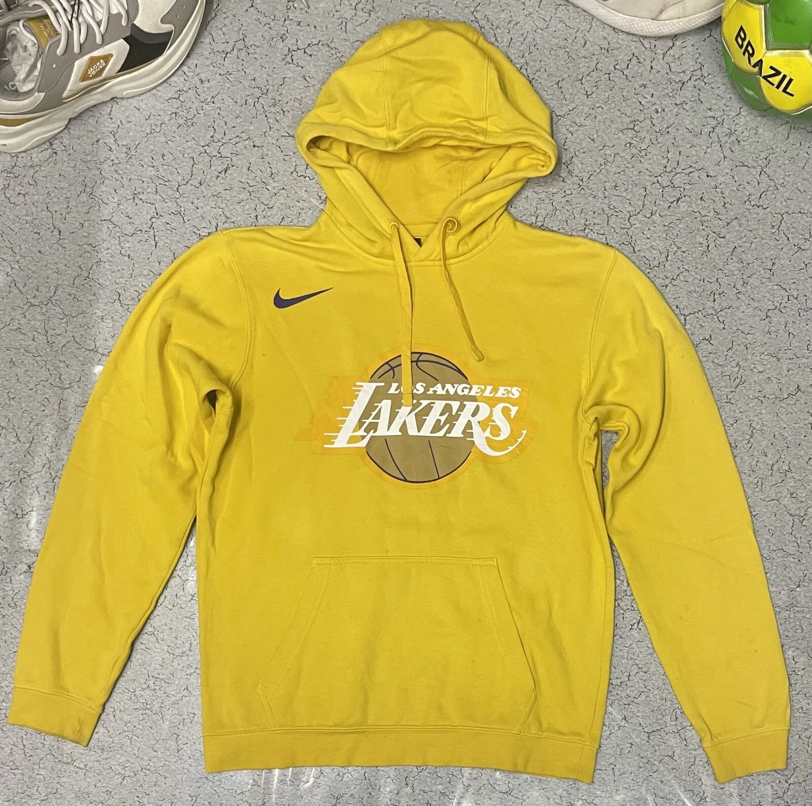 Nike NBA Los Angeles Lakers Pullover Hoodie M (Yellow)