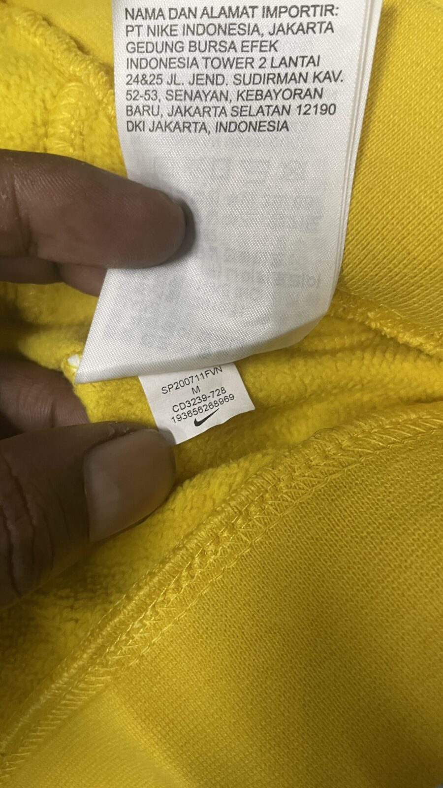 Nike NBA Los Angeles Lakers Pullover Hoodie M (Yellow)