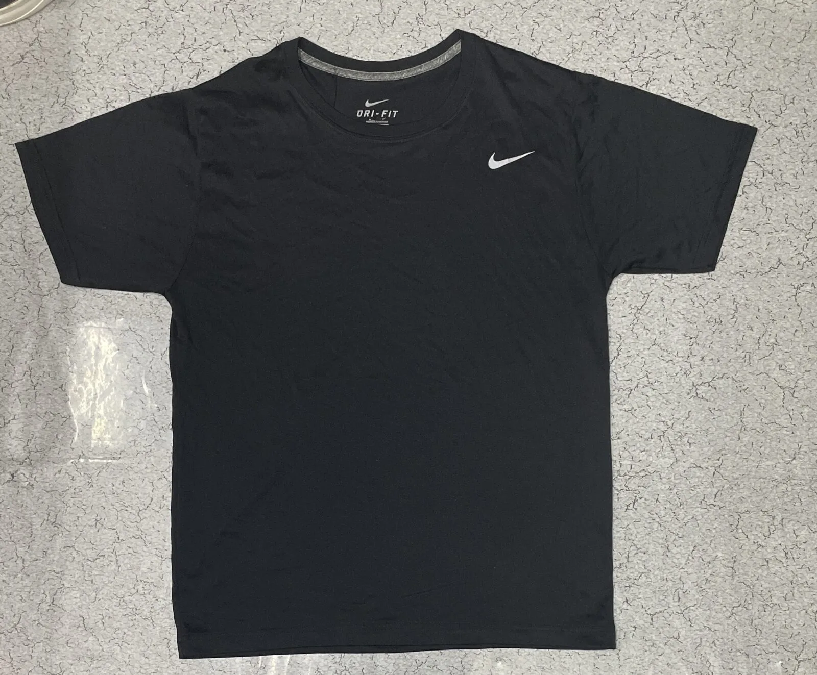Nike Dri Fit half sleeve men’s Tshirt Black Size L