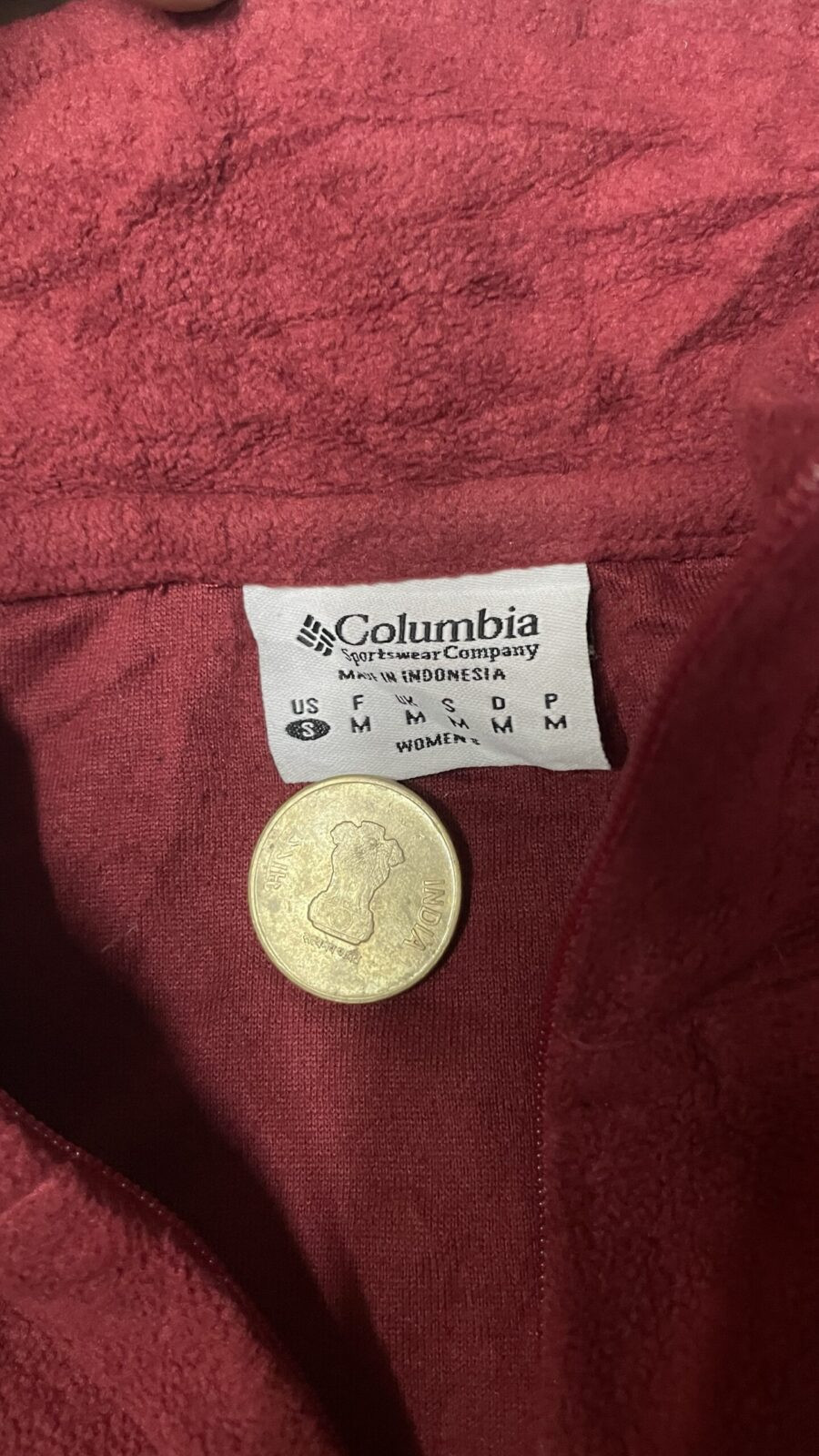 Columbia Women’s winter Sweatshirt dark red  size S
