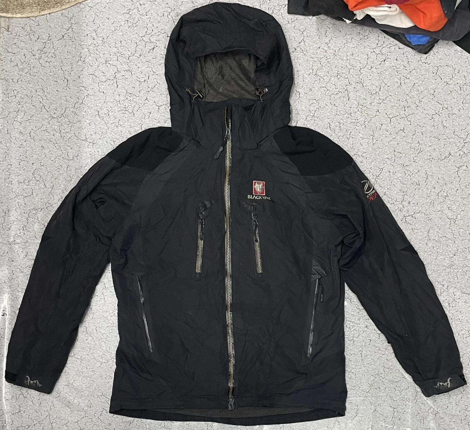Black Yak Extreme Peak Full Zip-up Winter Jacket Black XL