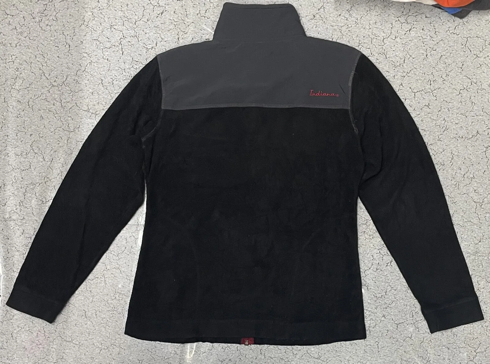 Colosseum Atheletics Winter Track Jacket lite weight black size M