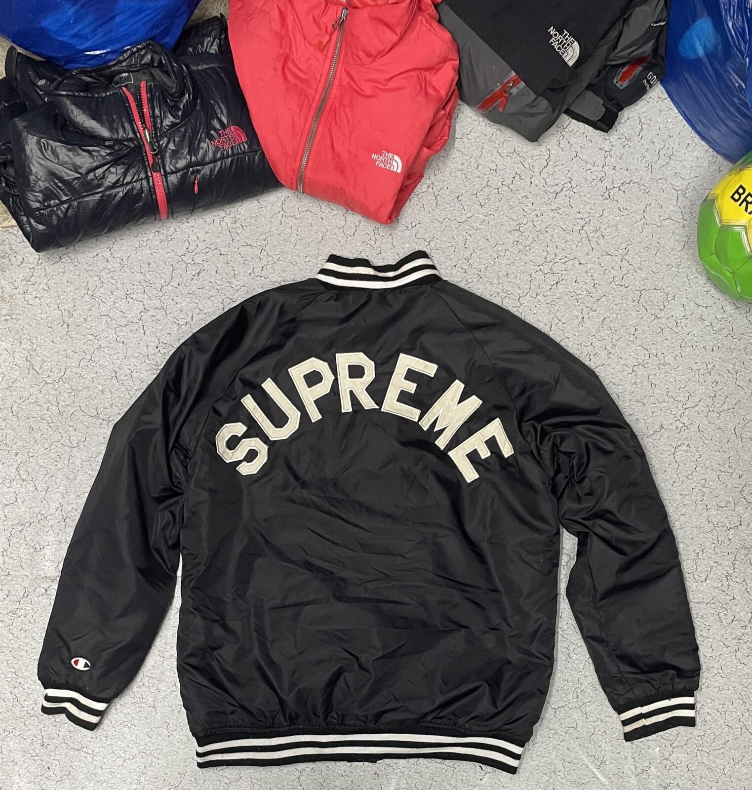 Champion Supreme Oversized Winter Jacket Black Size XL