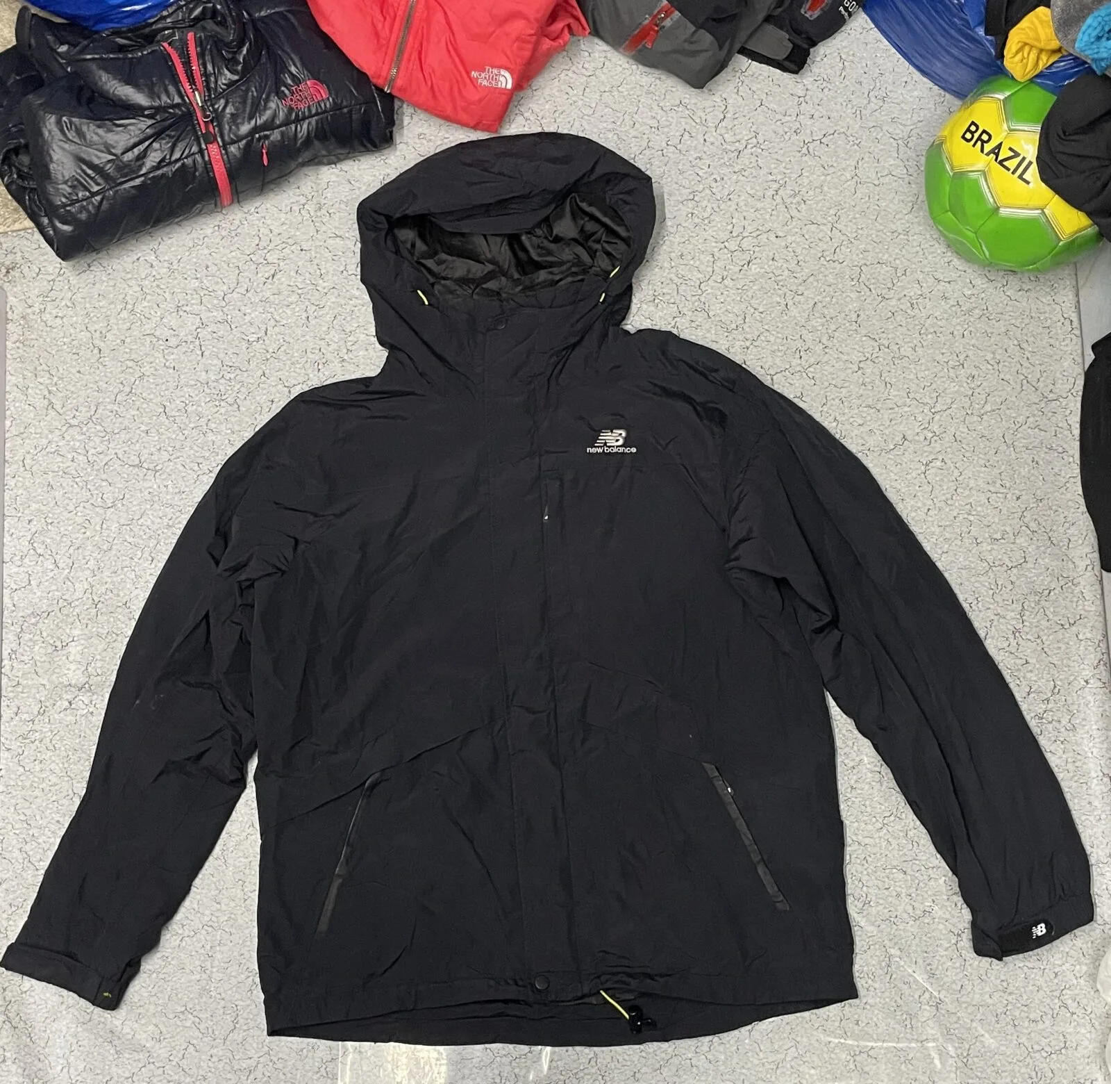 New Balance Hooded Winter jacket black size XL