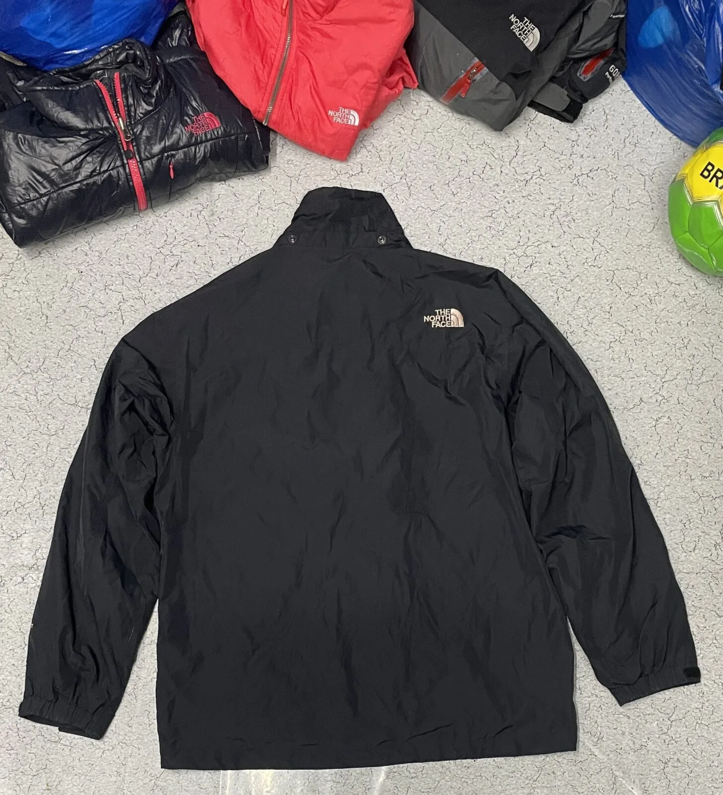 The North Face Hyvent Men’s Winter Jacket  black Size XL