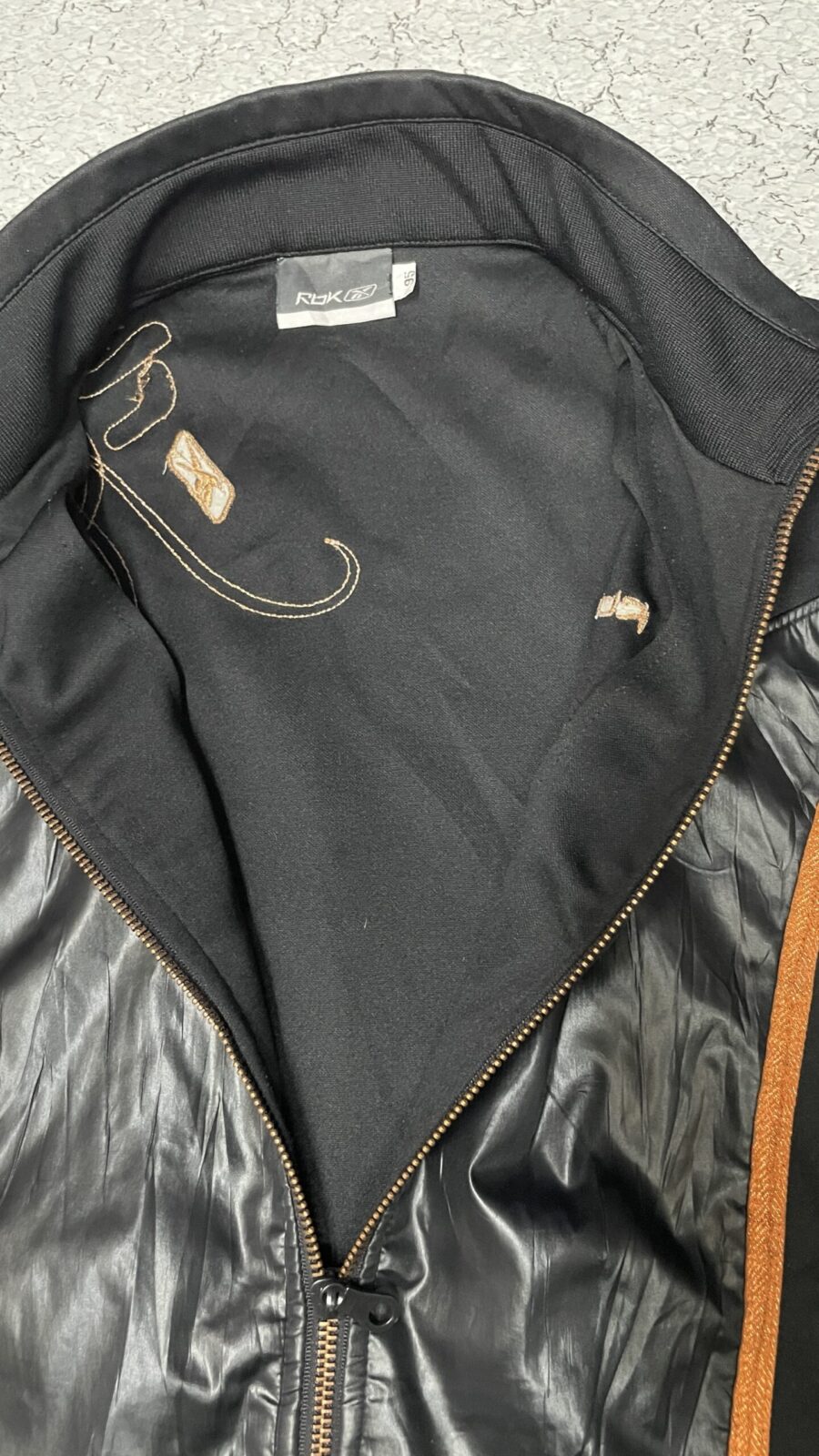 Reebok (Rbk) full-zip track jacket orange stripes size S Black