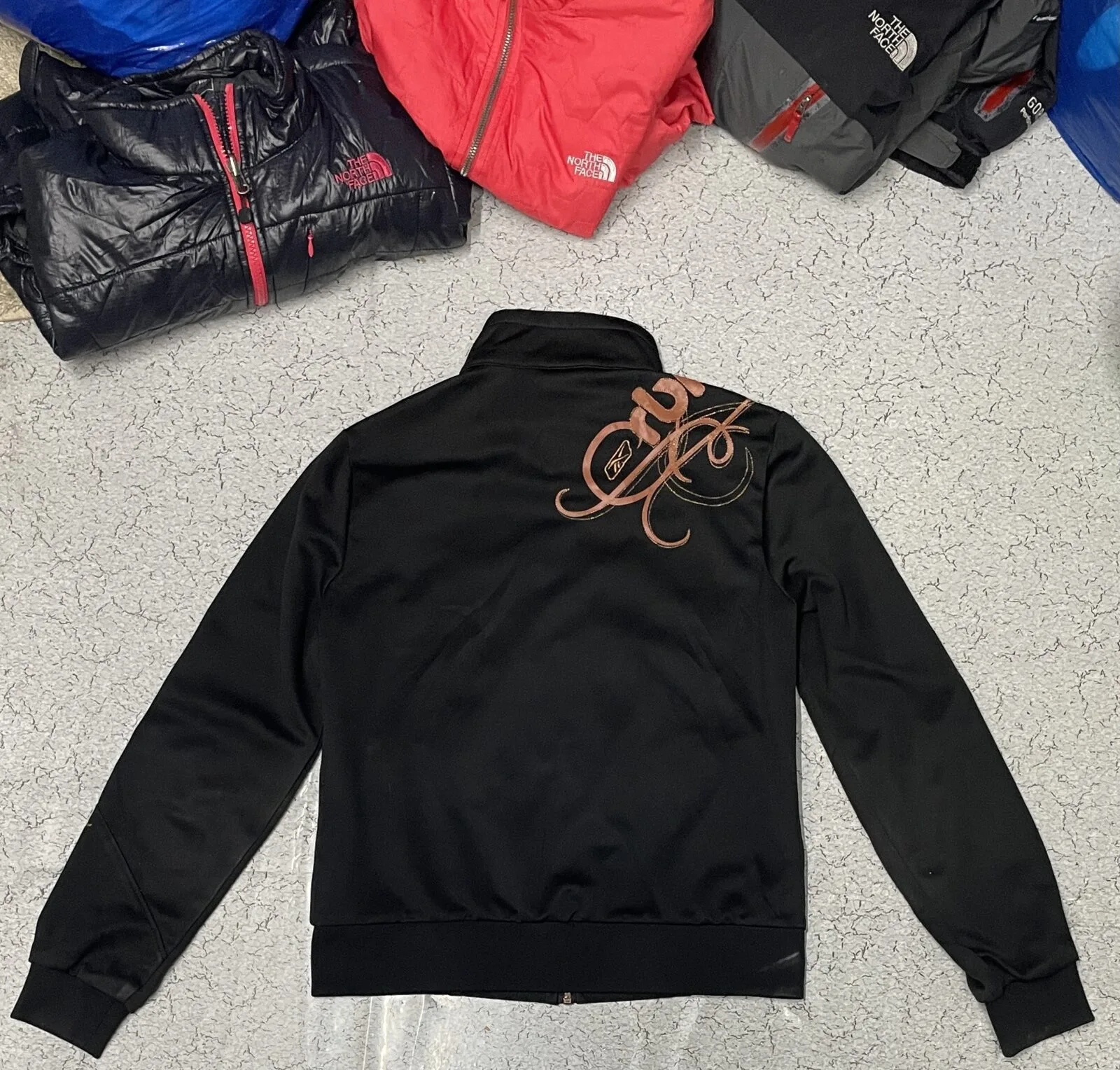 Reebok (Rbk) full-zip track jacket orange stripes size S Black