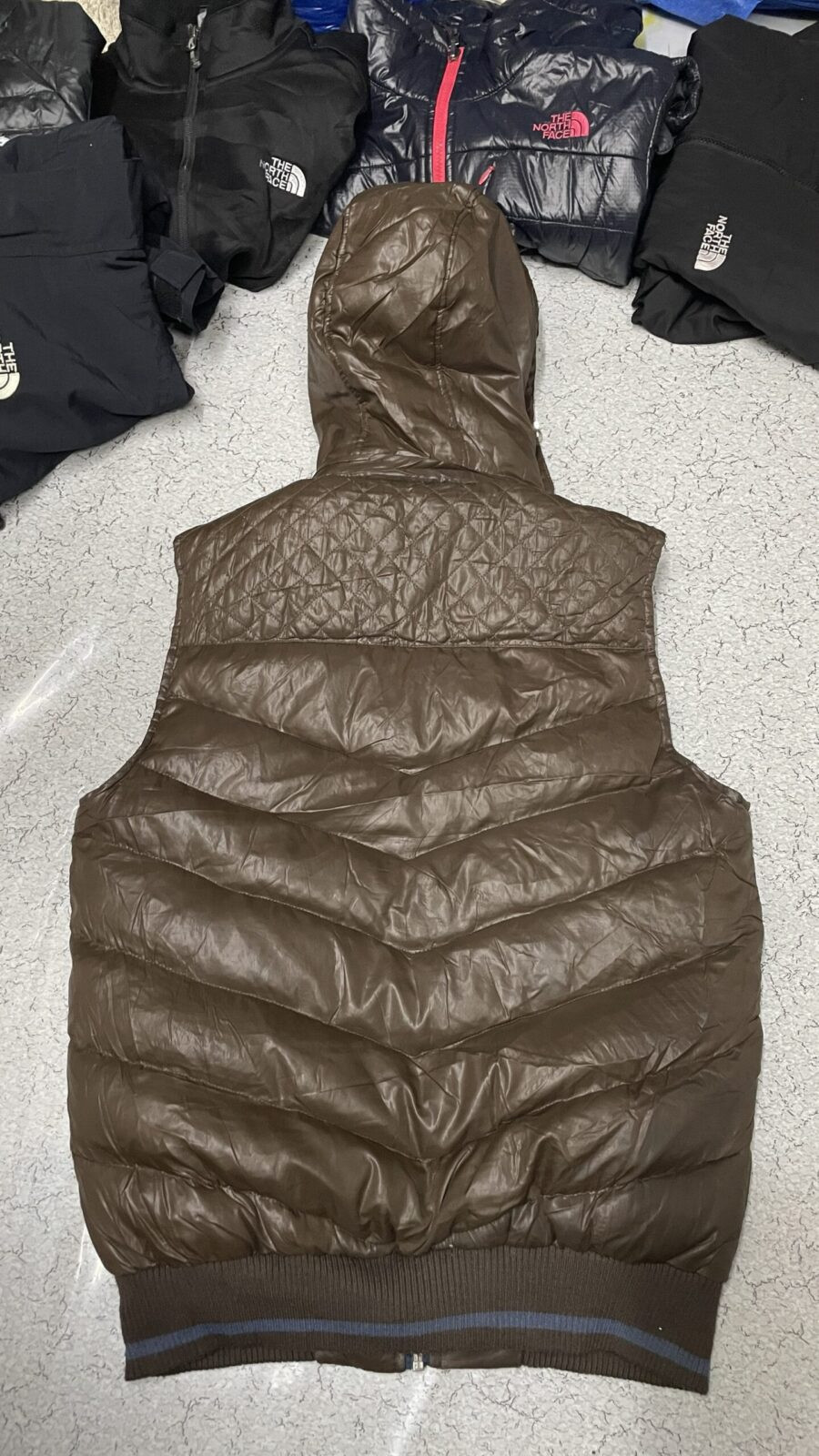 Zara Man Hooded Puffer Vest Brown M
