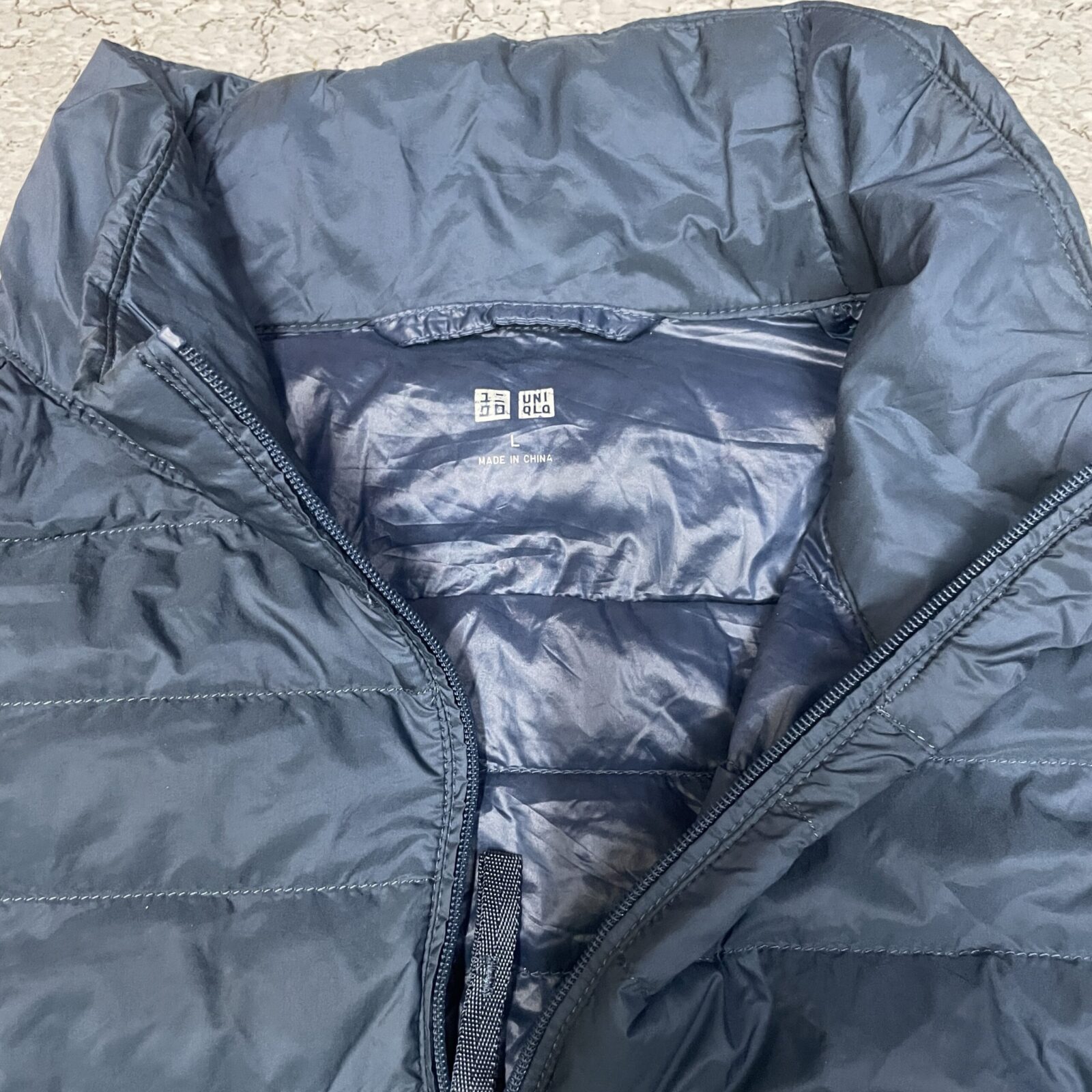 UNIQLO Puffer Jacket Navy Blue L