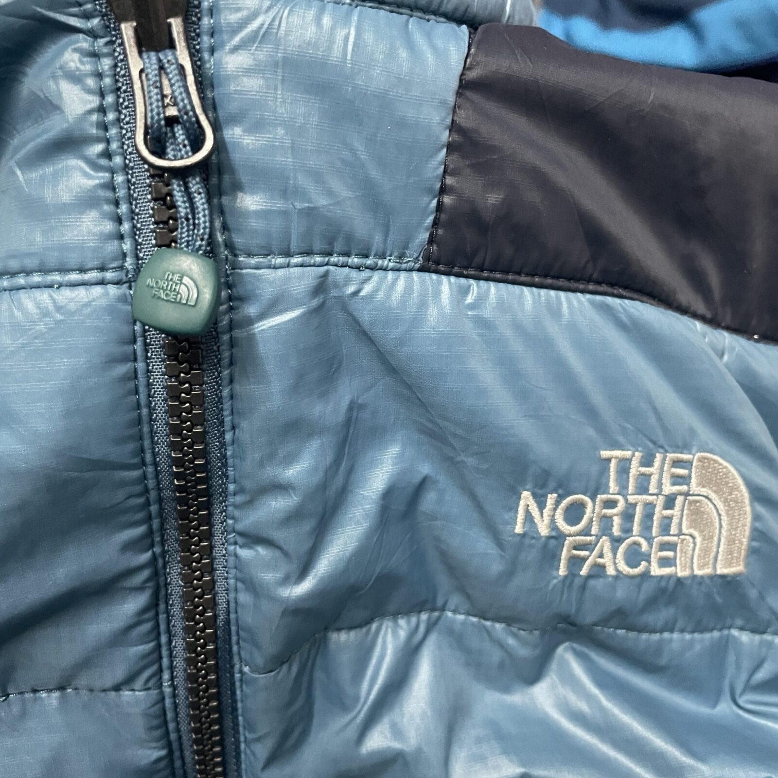 The North Face Insulated Puffer Blue Black Jacket L