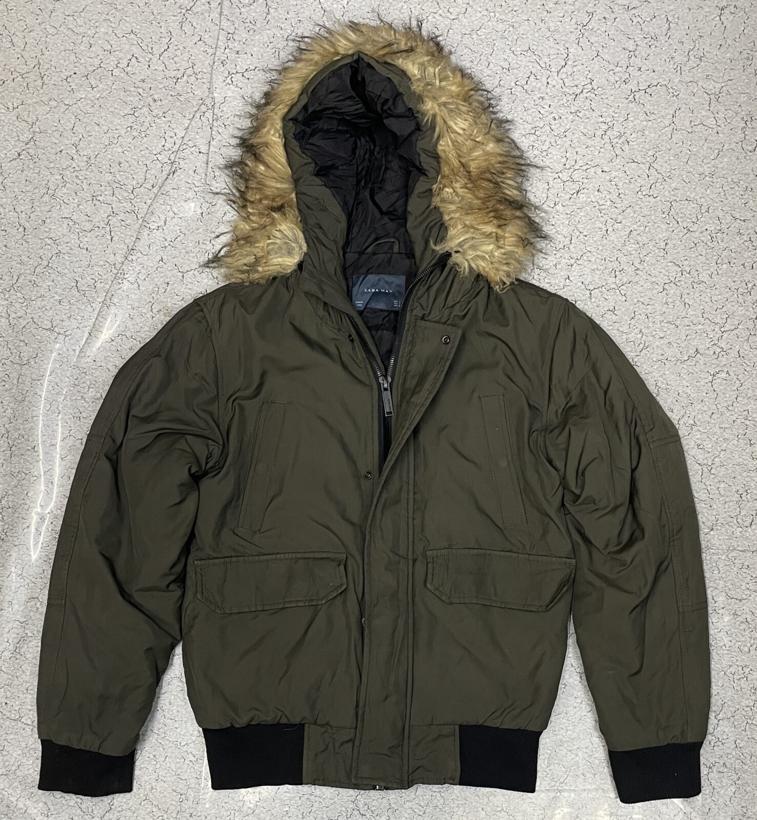 ZARA Man Olive Green Hooded Bomber  Faux Fur | Warm Winter Jacket M