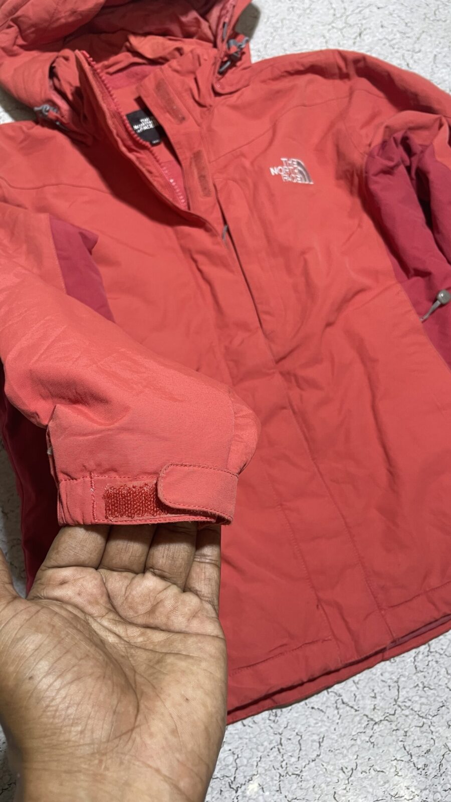 The North Face HyVent Red Waterproof Hooded Jacket Size M