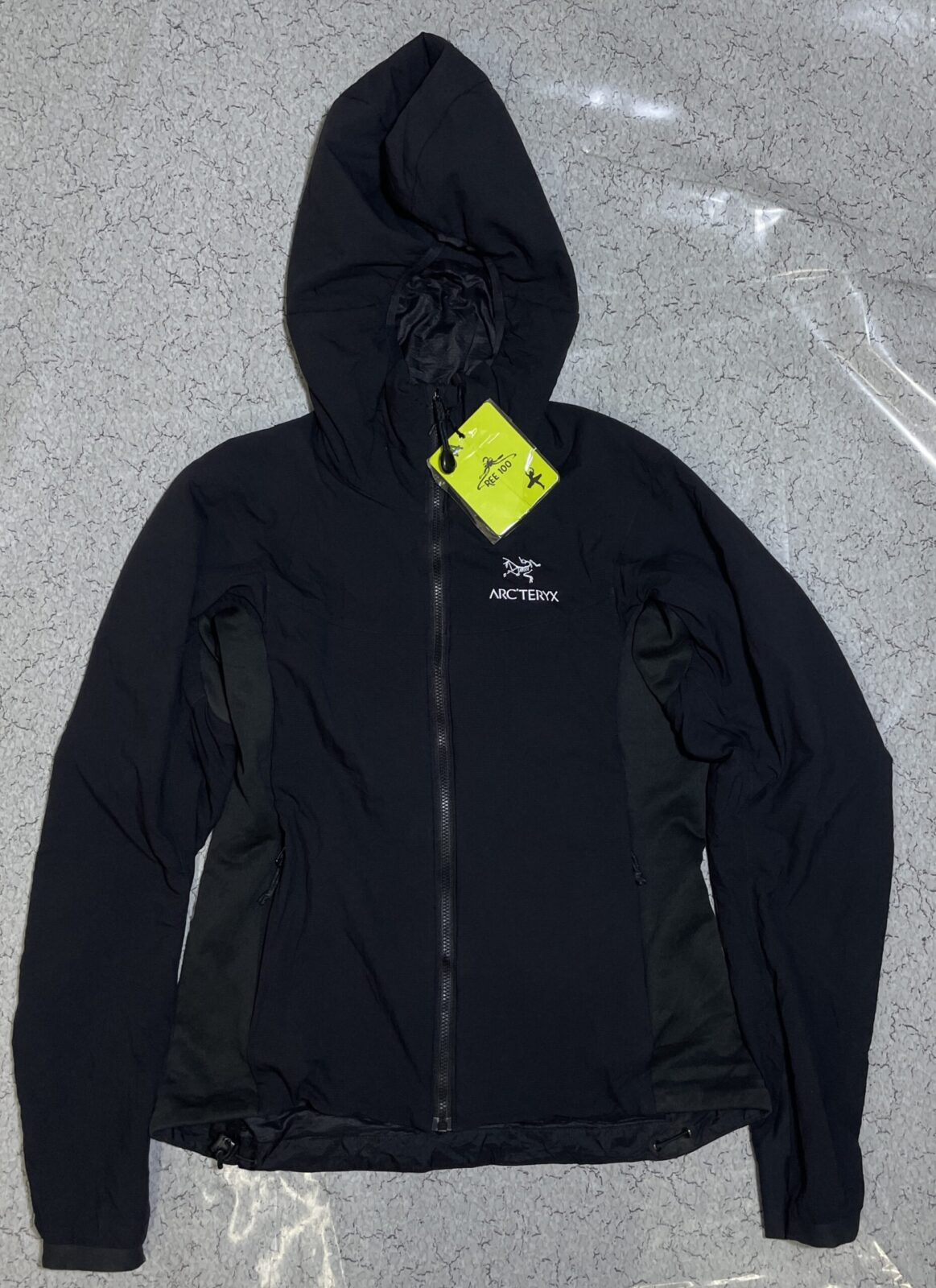 Arc’teryx Atom LT Hoody insulated mid-layer Track Jacket Black XS