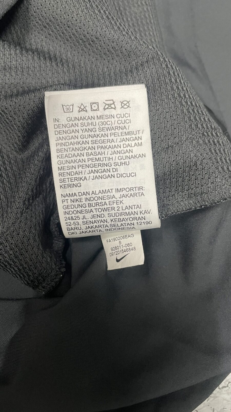 Nike Dri Fit Track Jacket Lite Weight Dark Grey M