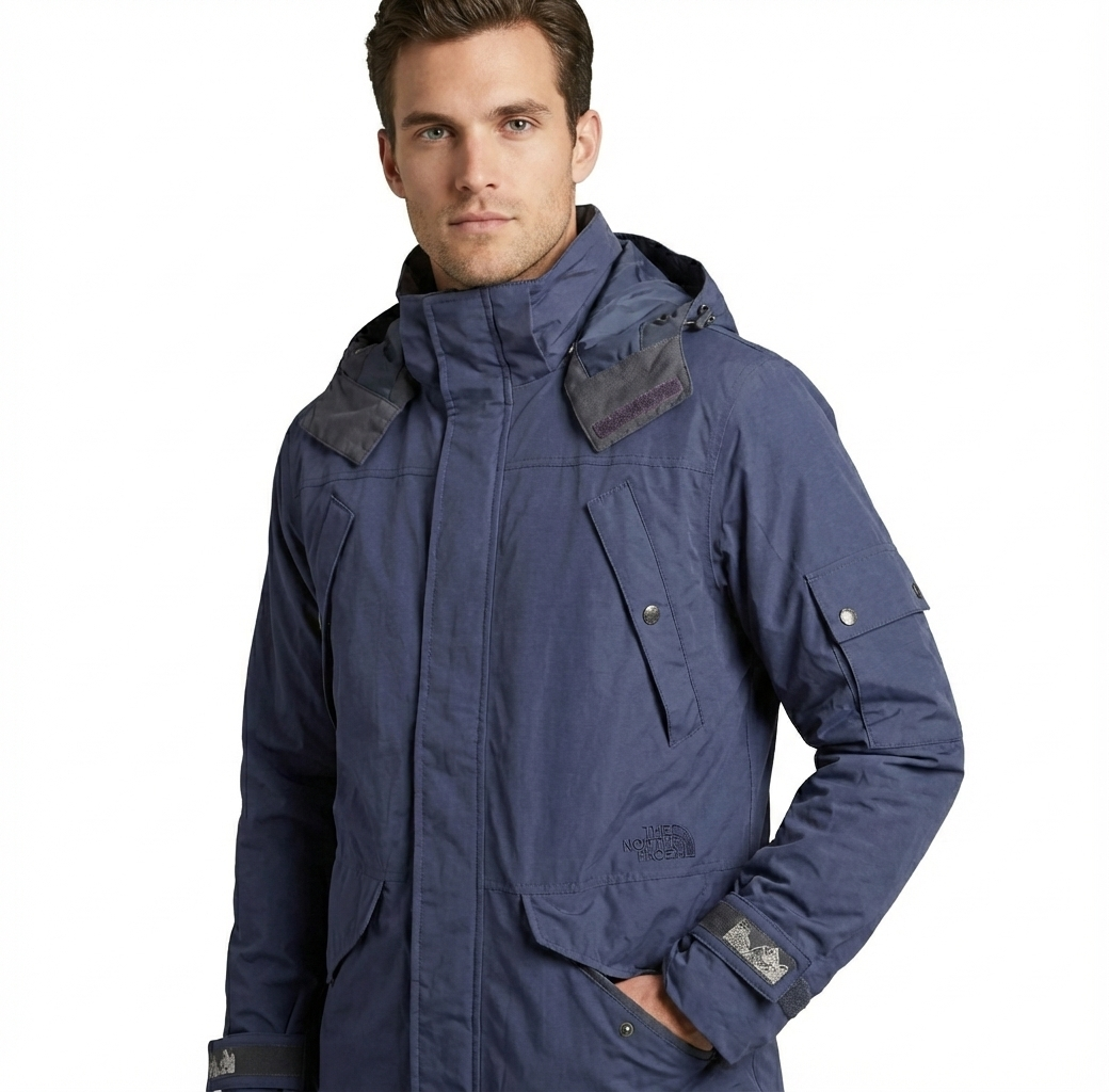 The North Face Vintage Waterproof Shell Jacket  Navy Blue L