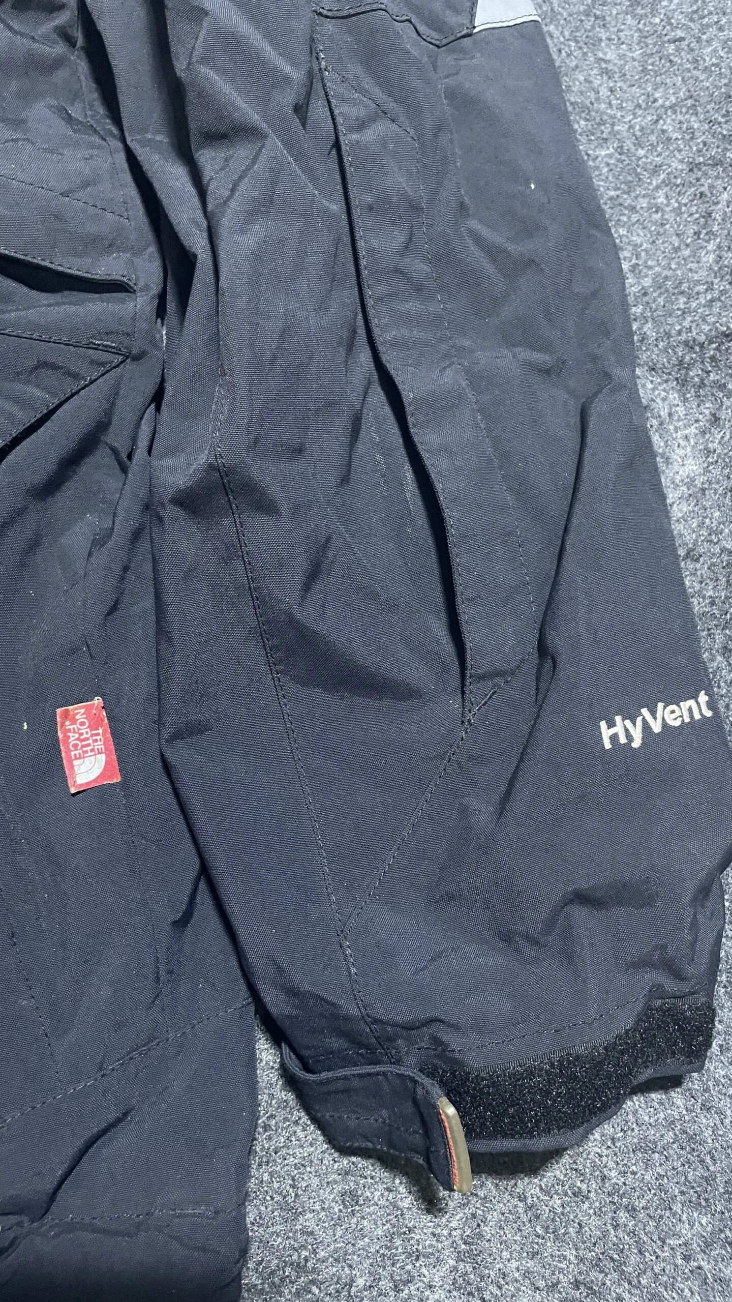The North Face Prodigy HyVent Hooded Jacket XL Waterproof Winter | Shoulder & Elbow Protection