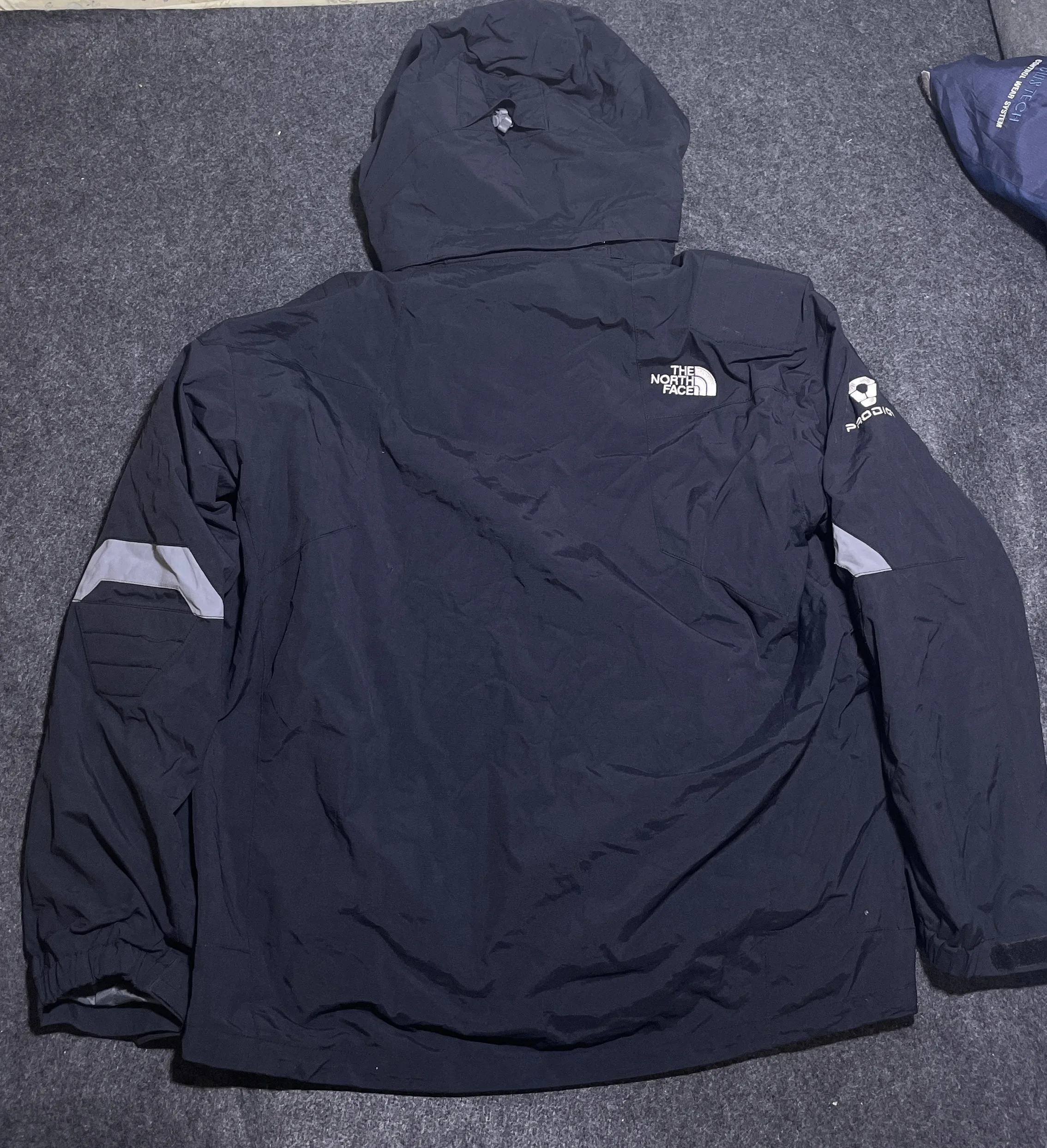 The North Face Prodigy HyVent Hooded Jacket XL Waterproof Winter | Shoulder & Elbow Protection