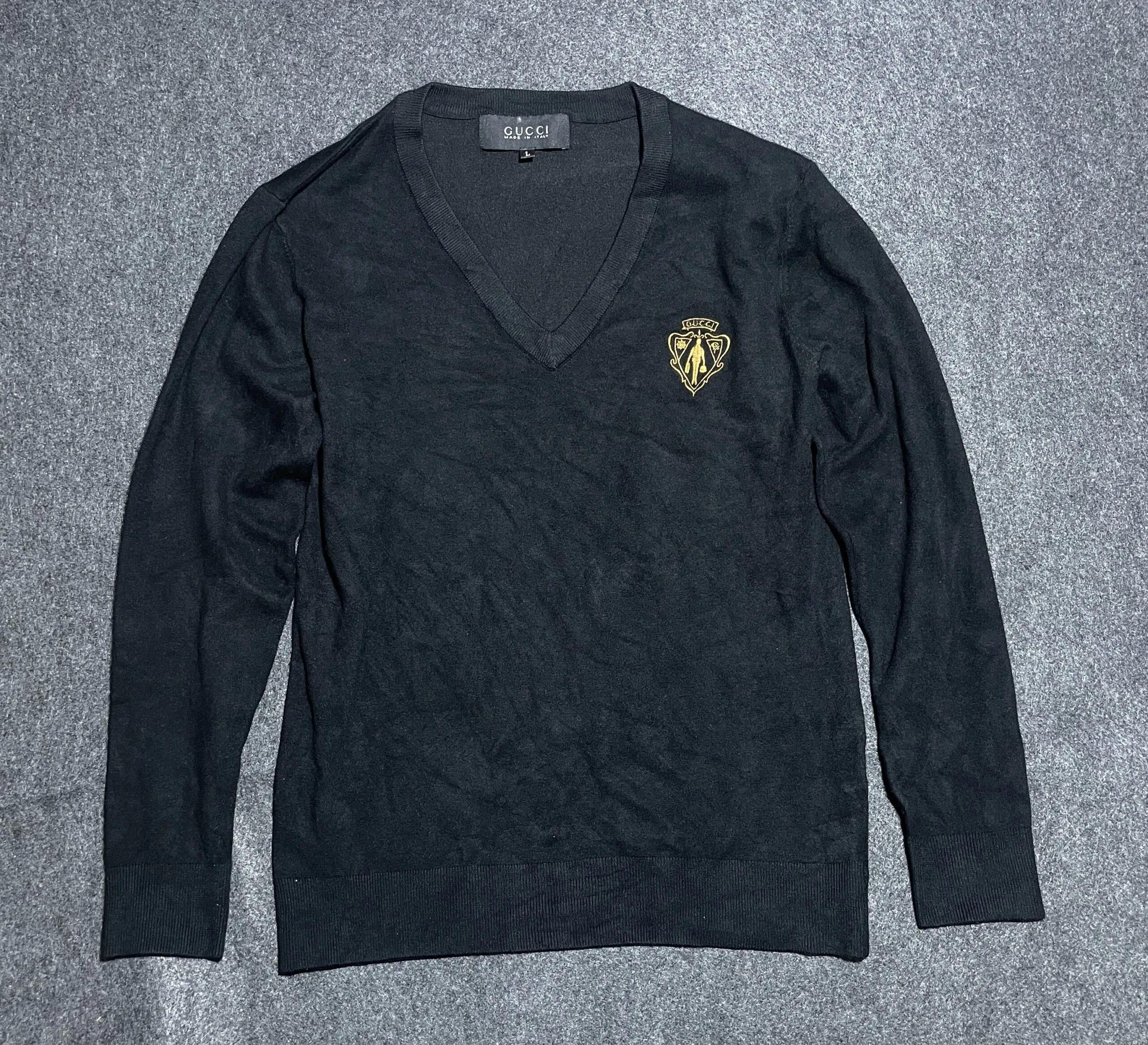 Gucci Black V-Neck Knit Sweater Gold Crest Logo Made In Italy Size L