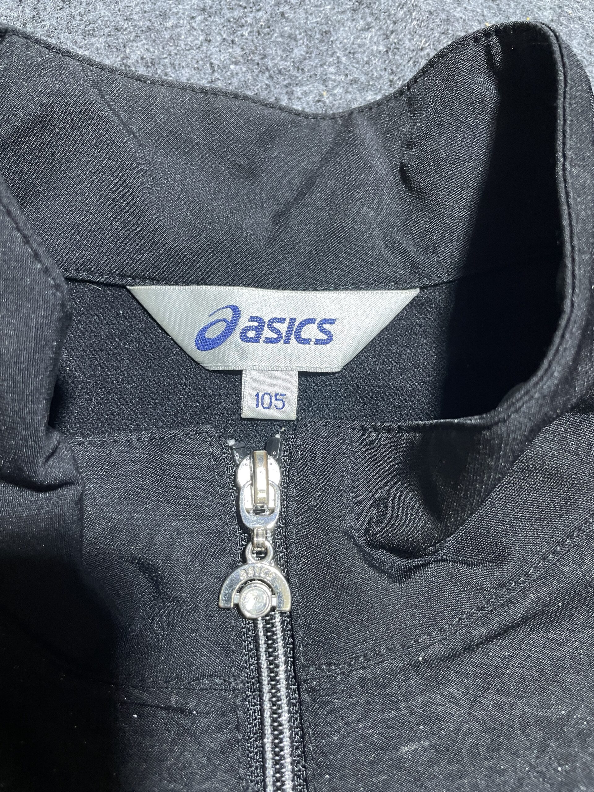 Asics Women’s Winter Track Jacket Black L Excellent Condition