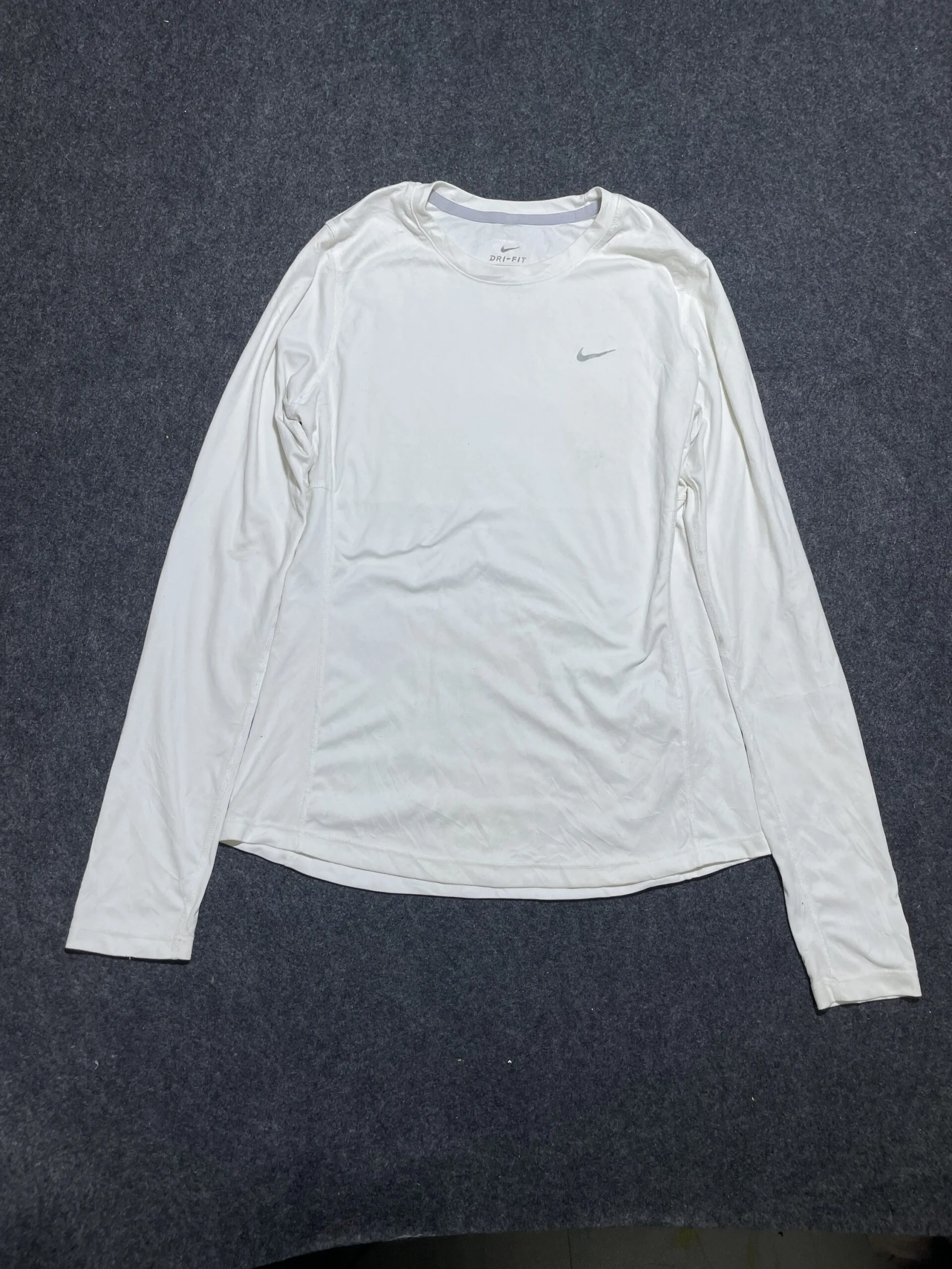 Nike Dri Fit Women’s Sports Tshirt White S Excellent Condition