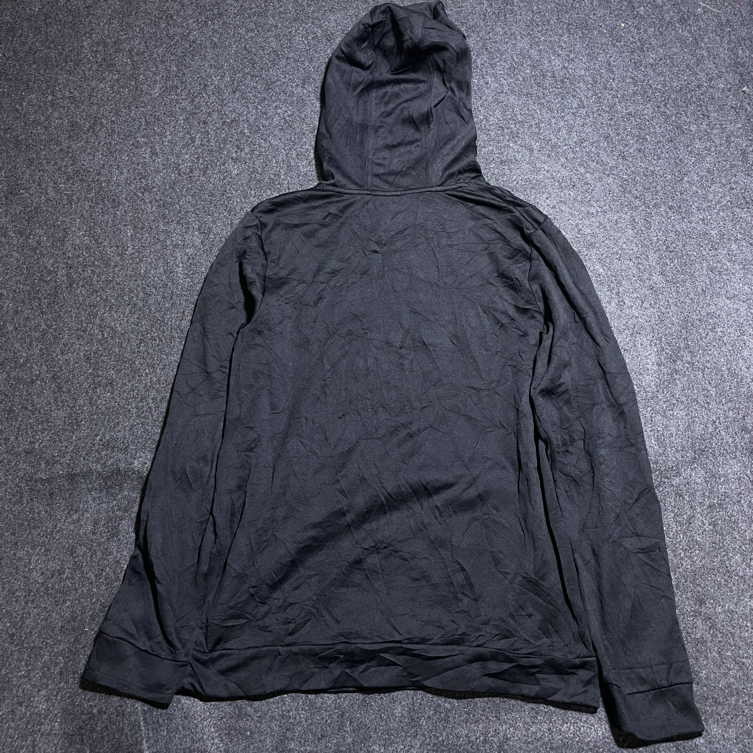 Under Armour Winter Hooded Tshirt Black M | Lite Weight