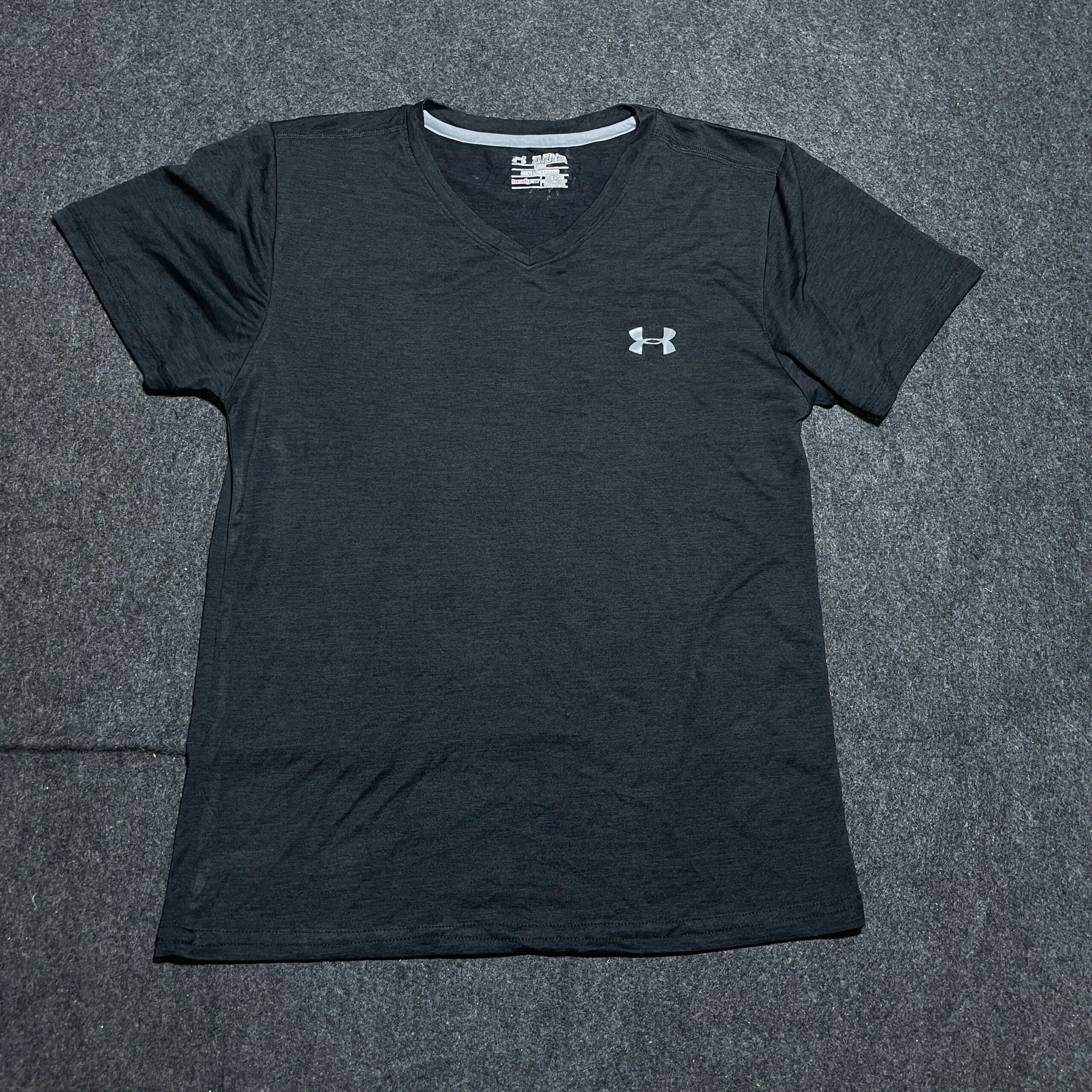 Under Armour Heatgear V-Neck Heat Black Tshirt M