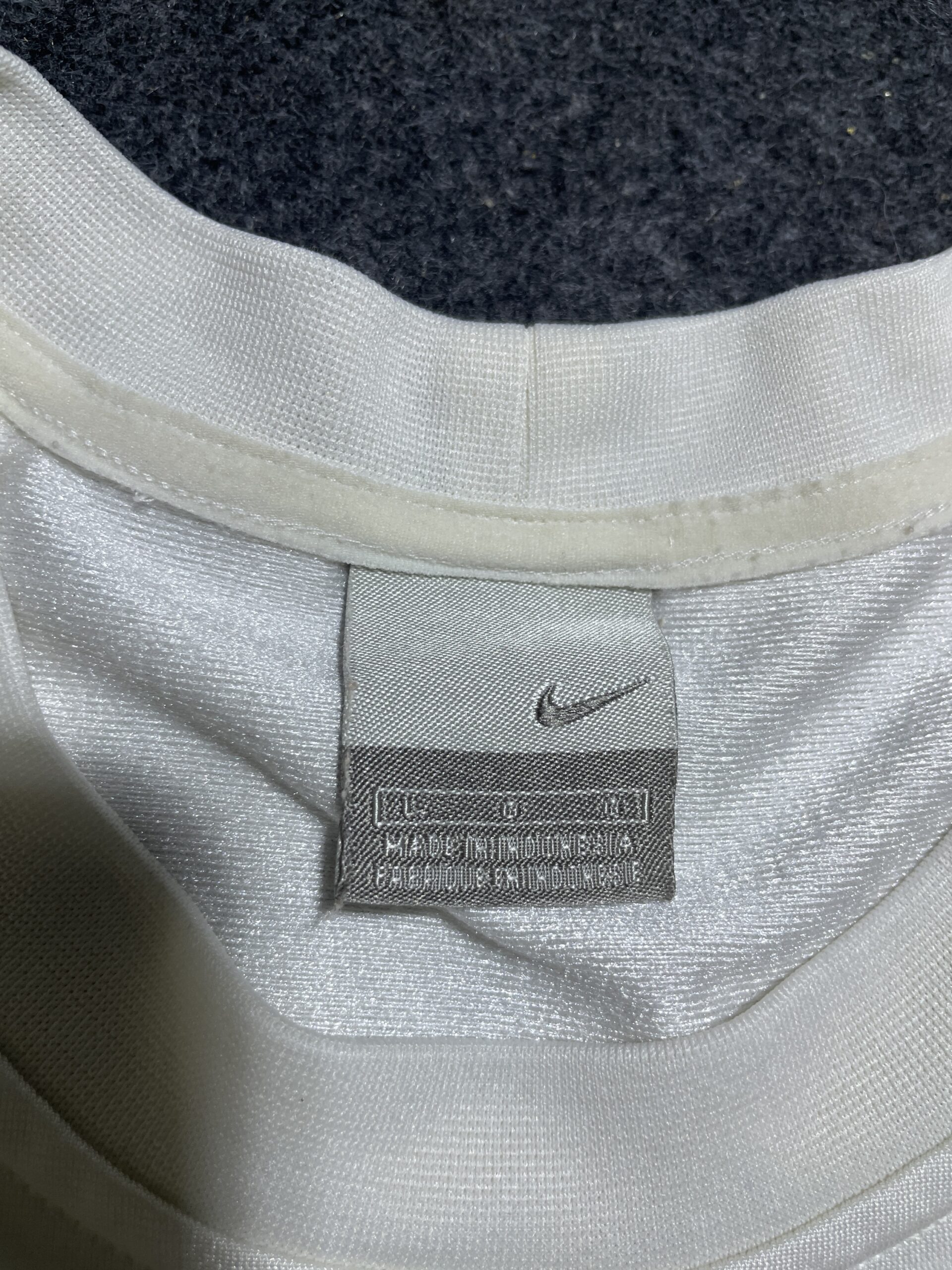 Nike Vintage Dri-FIT Long Sleeve Performance T-Shirt White XL