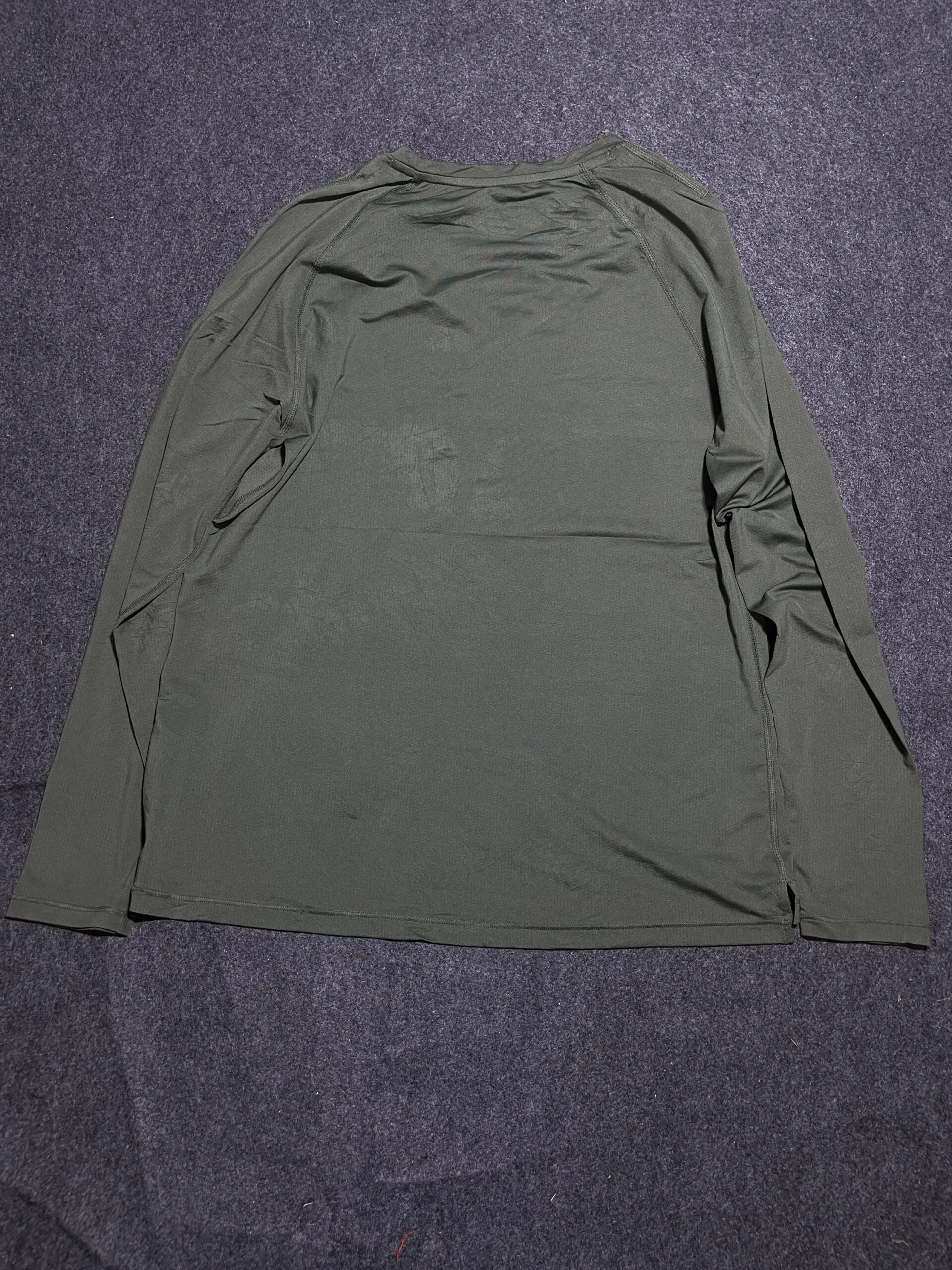 Under Armour Original Heatgear Vneck Tshirt Olive Green XL
