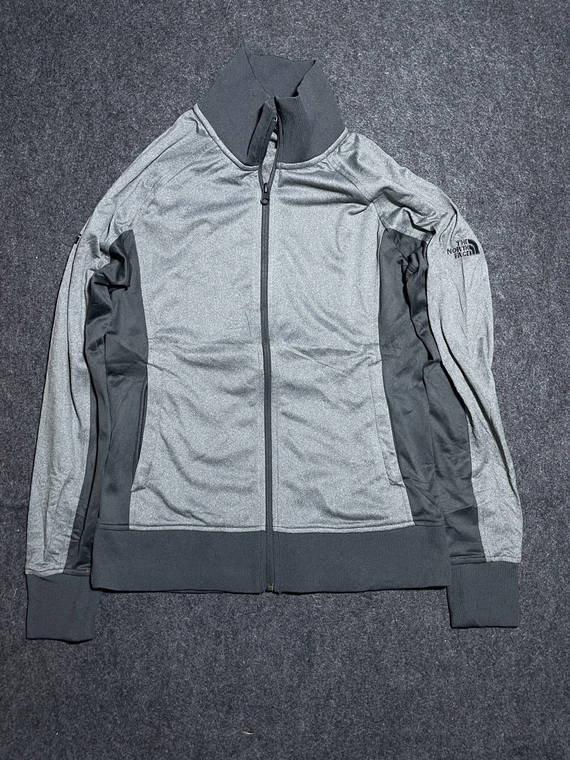 The North Face Body fit Winter Track Jacket | Unisex | Grey Black | S