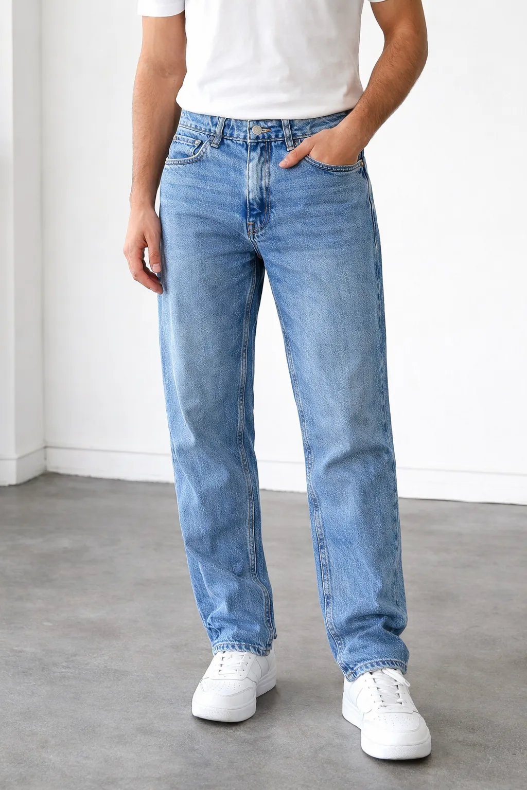 ZARA Straight Fit Blue Denim Jeans | Mid Waist | Premium Wash | Size 28 | Unisex