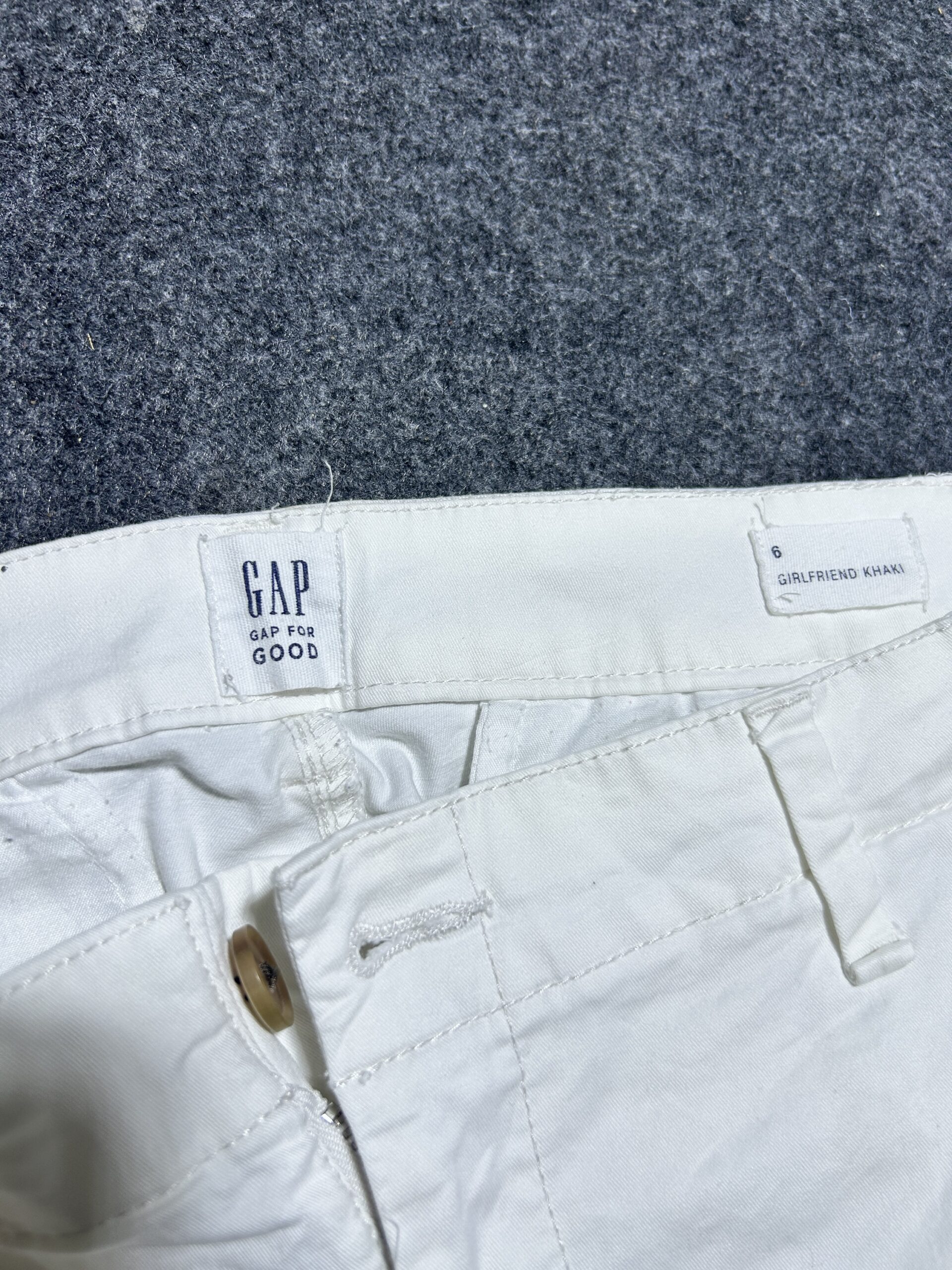 GAP original Women’s khaki Trouser White M