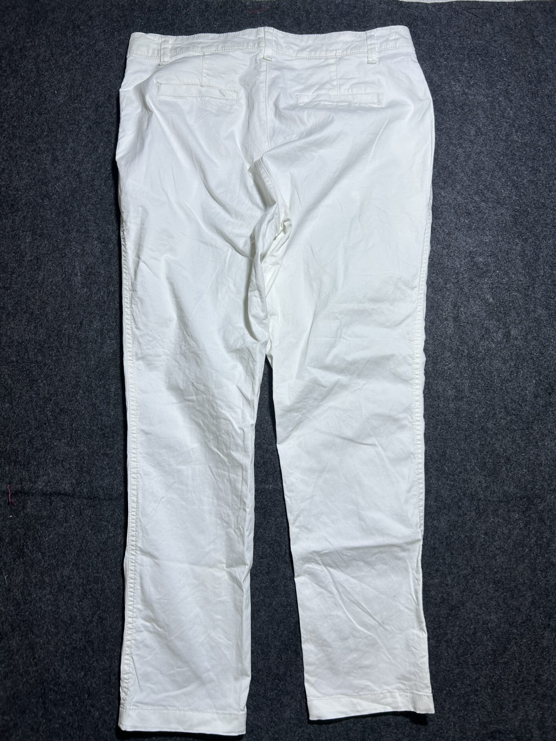 GAP original Women’s khaki Trouser White M