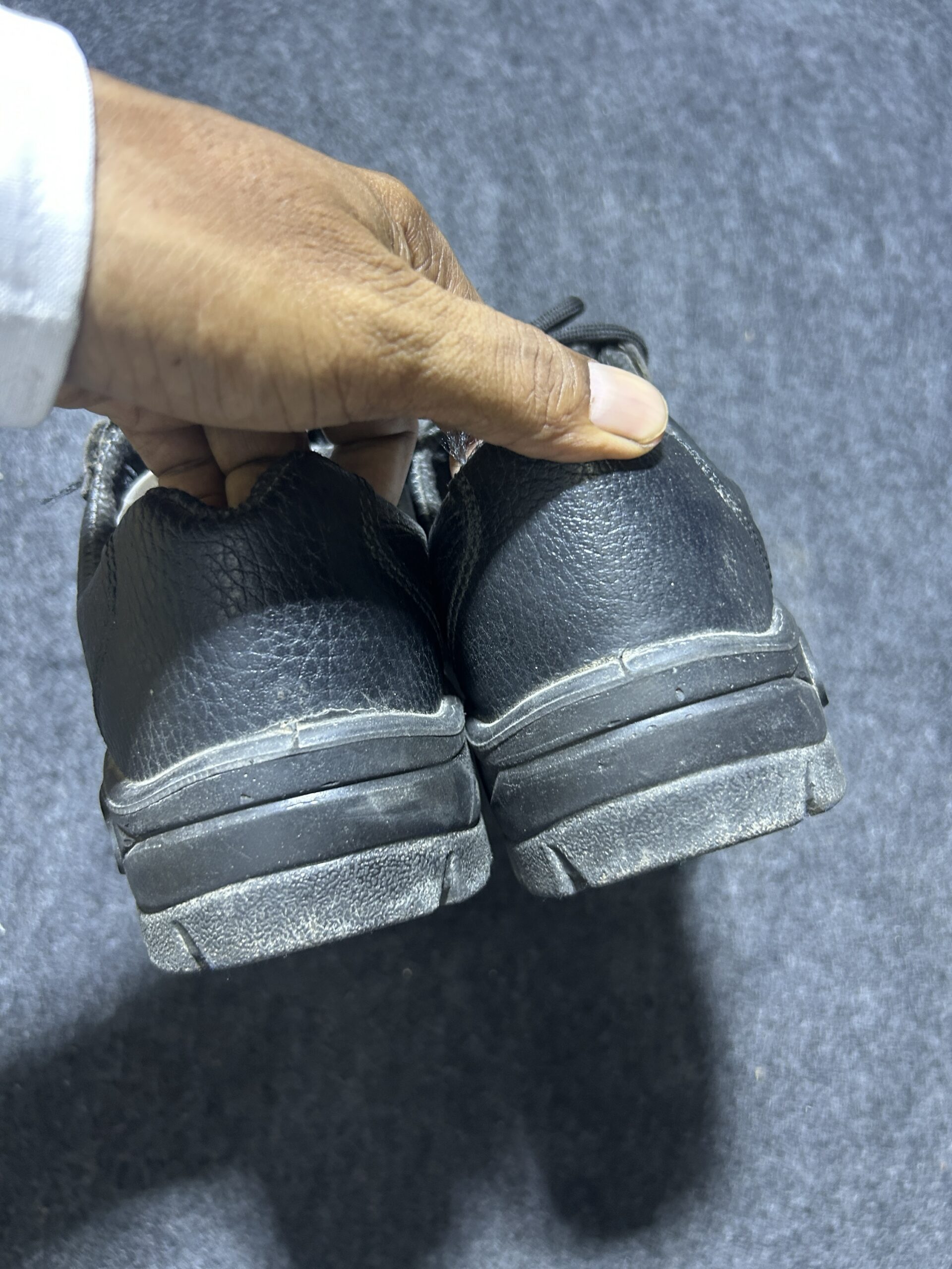 Tiger Safety Shoes | Steel Toe | Industrial Workwear | Black | Size 9