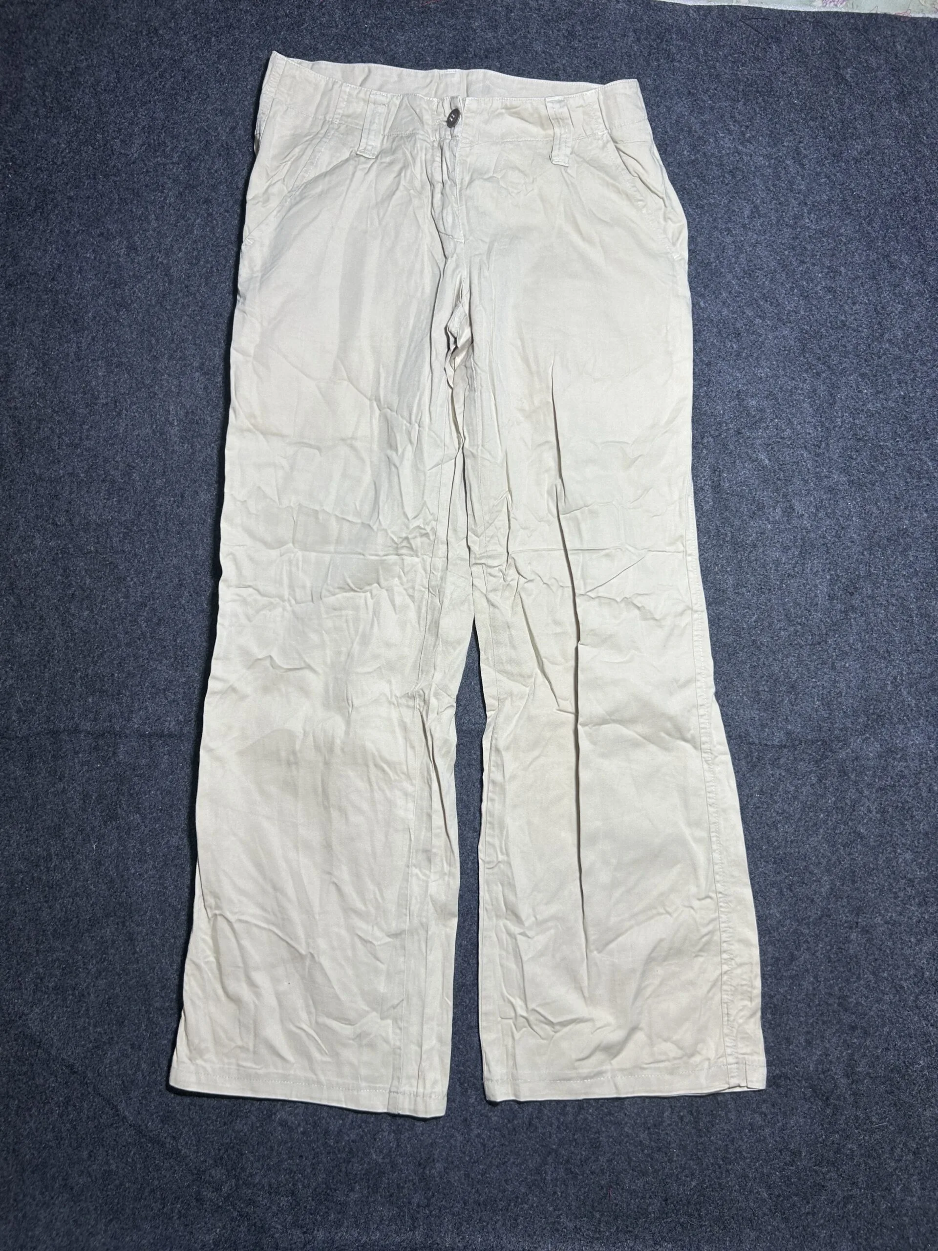 United Colors of Benetton Straight Fit Pants | Off-White Khaki | Waist 28
