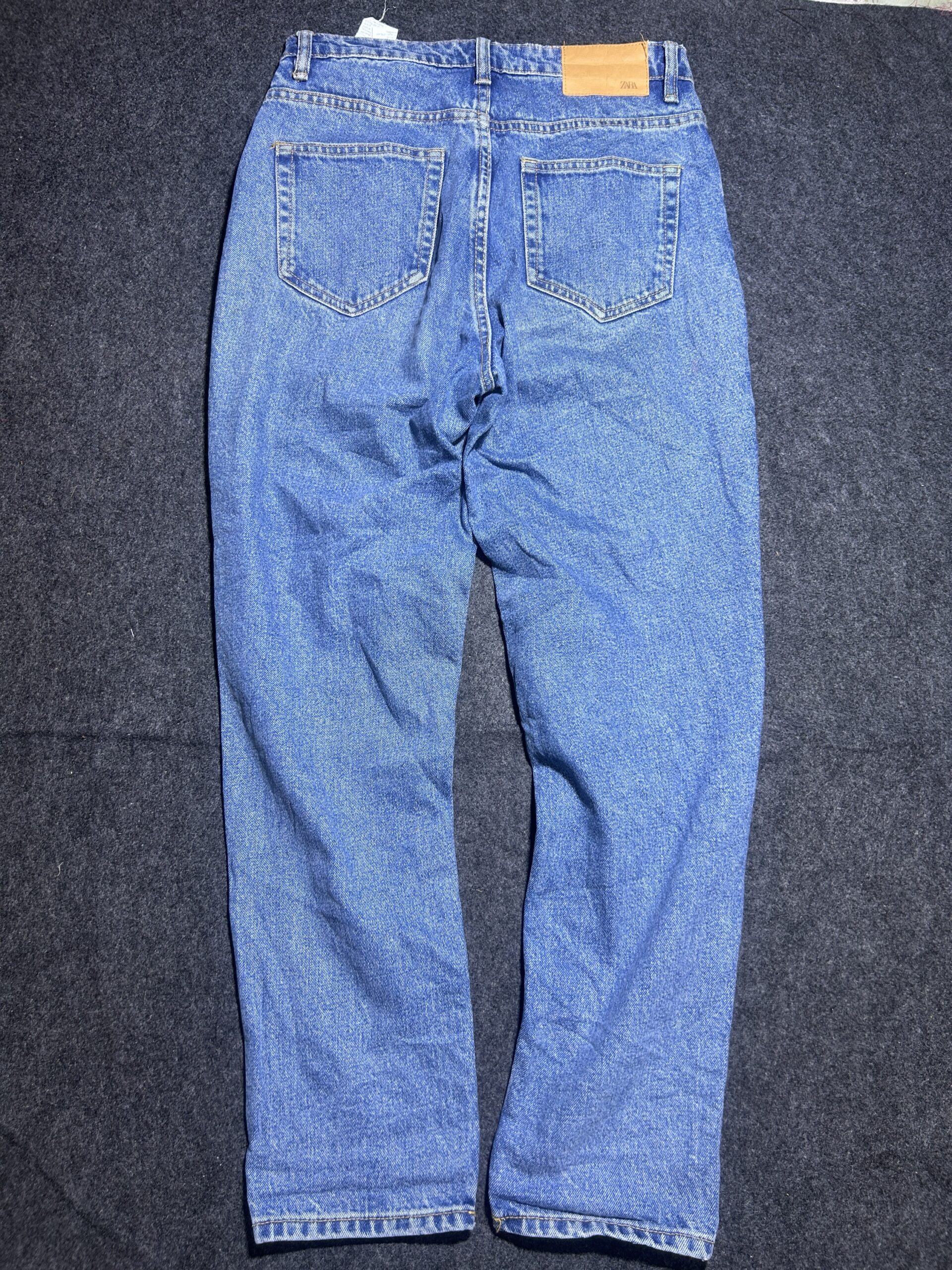 ZARA Straight Fit Blue Denim Jeans | Mid Waist | Premium Wash | Size 28 | Unisex