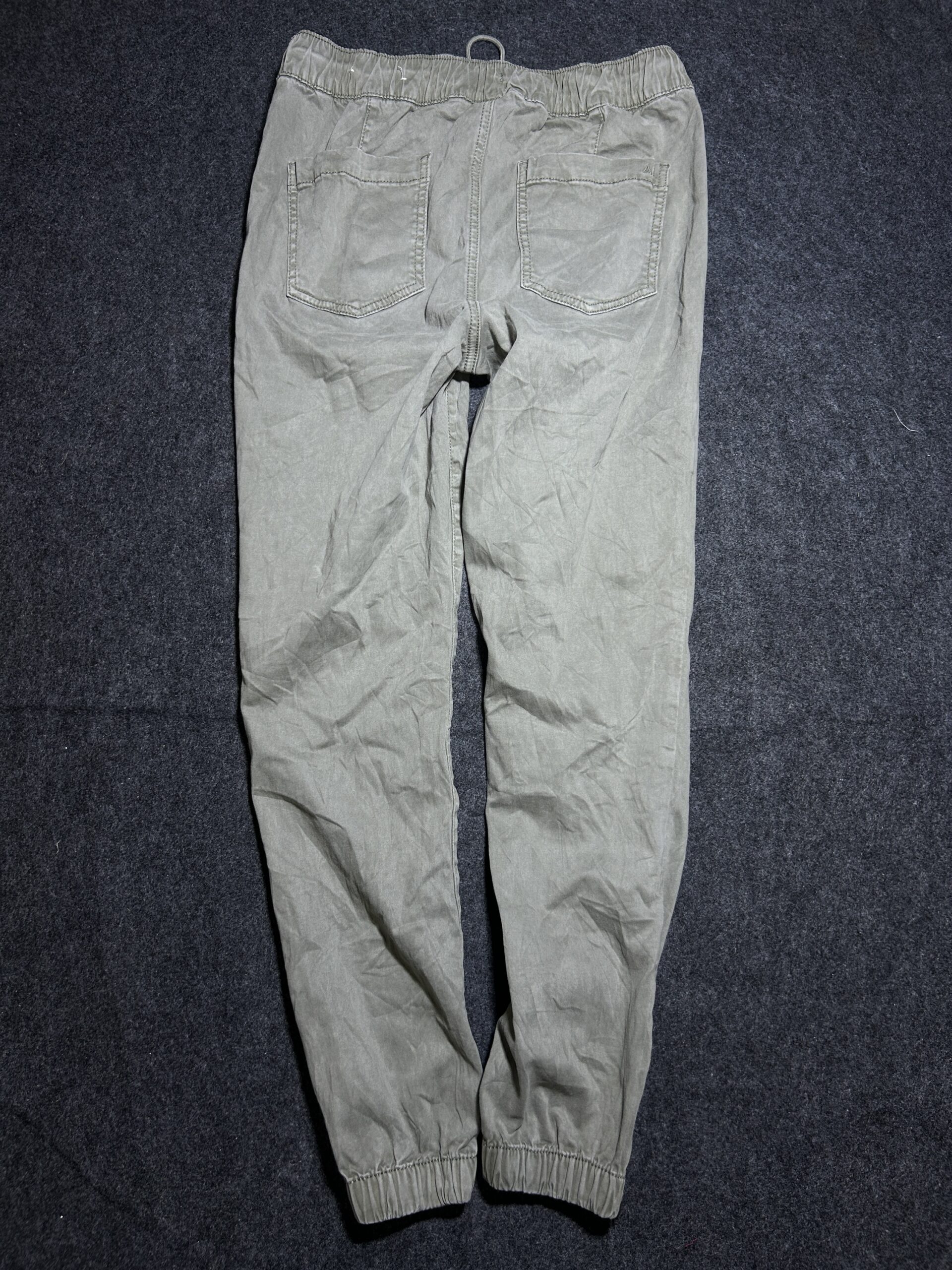 American Eagle Super Stretch Lite Olive Jogger Pants Waist 30