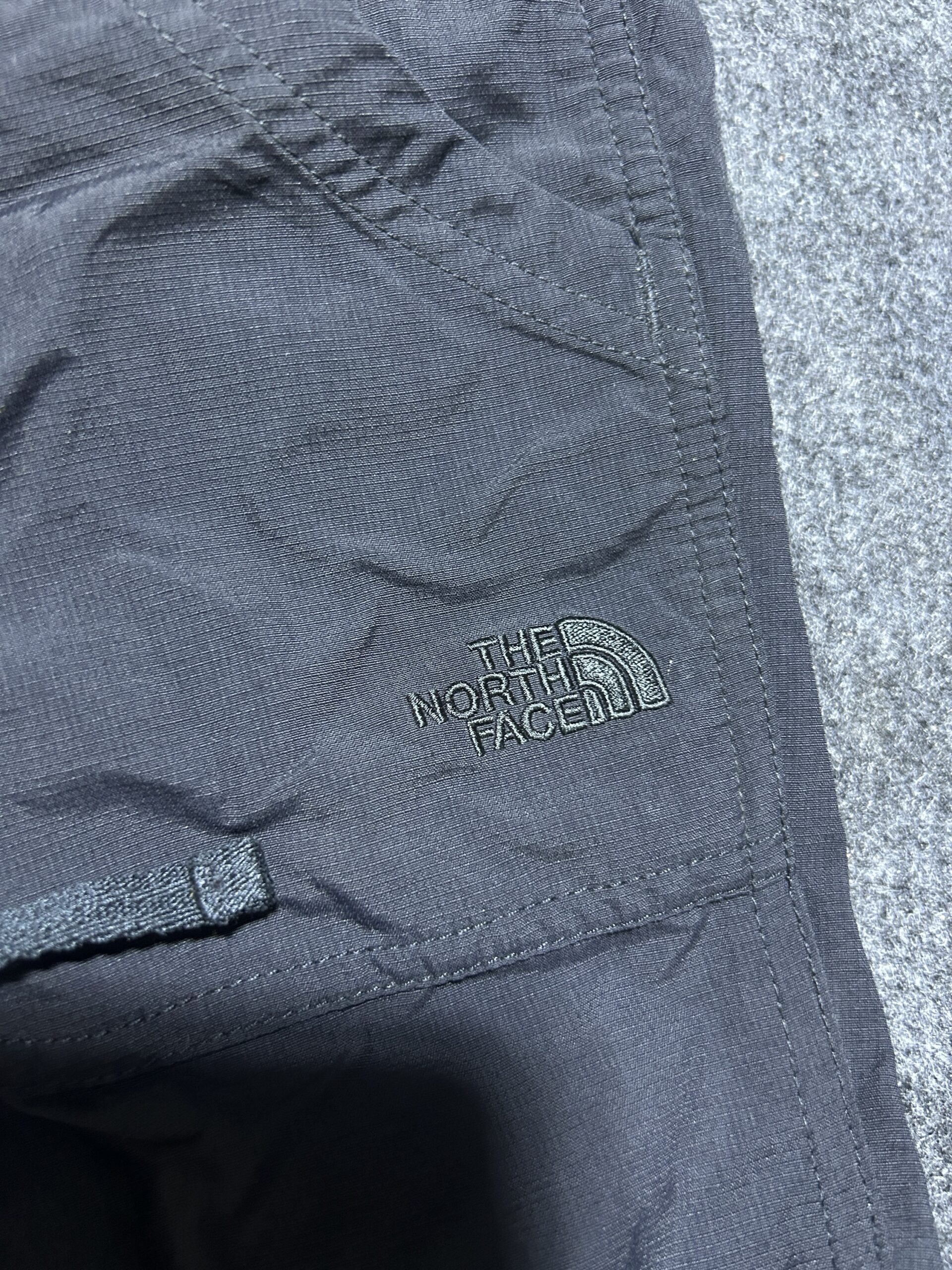 The North Face Black Outdoor Shorts | Unisex | Lightweight Trekking | Adjustable Waist | Size S–M