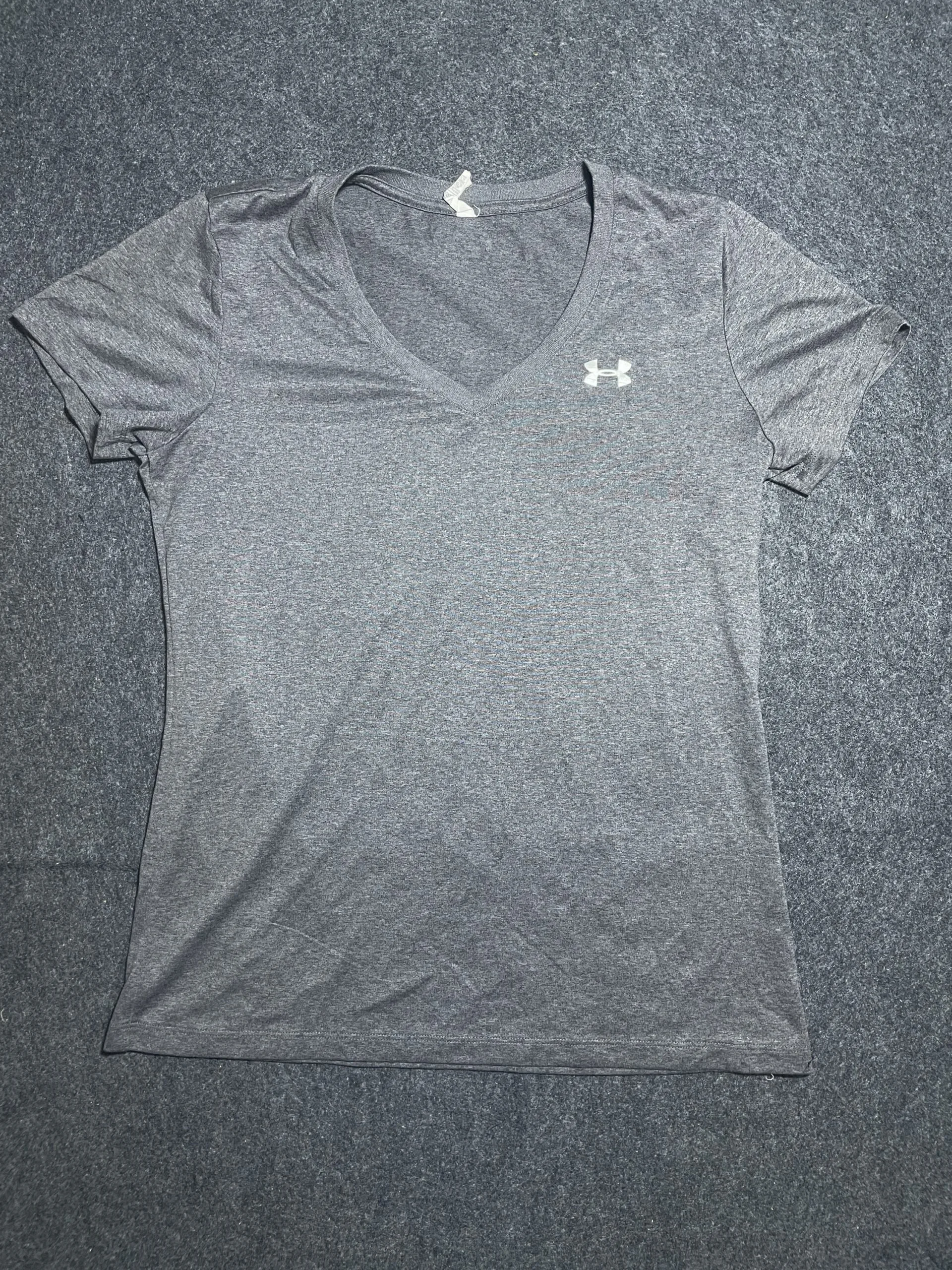 Under Armour Heatgear Vneck Tshirt Dark Grey M