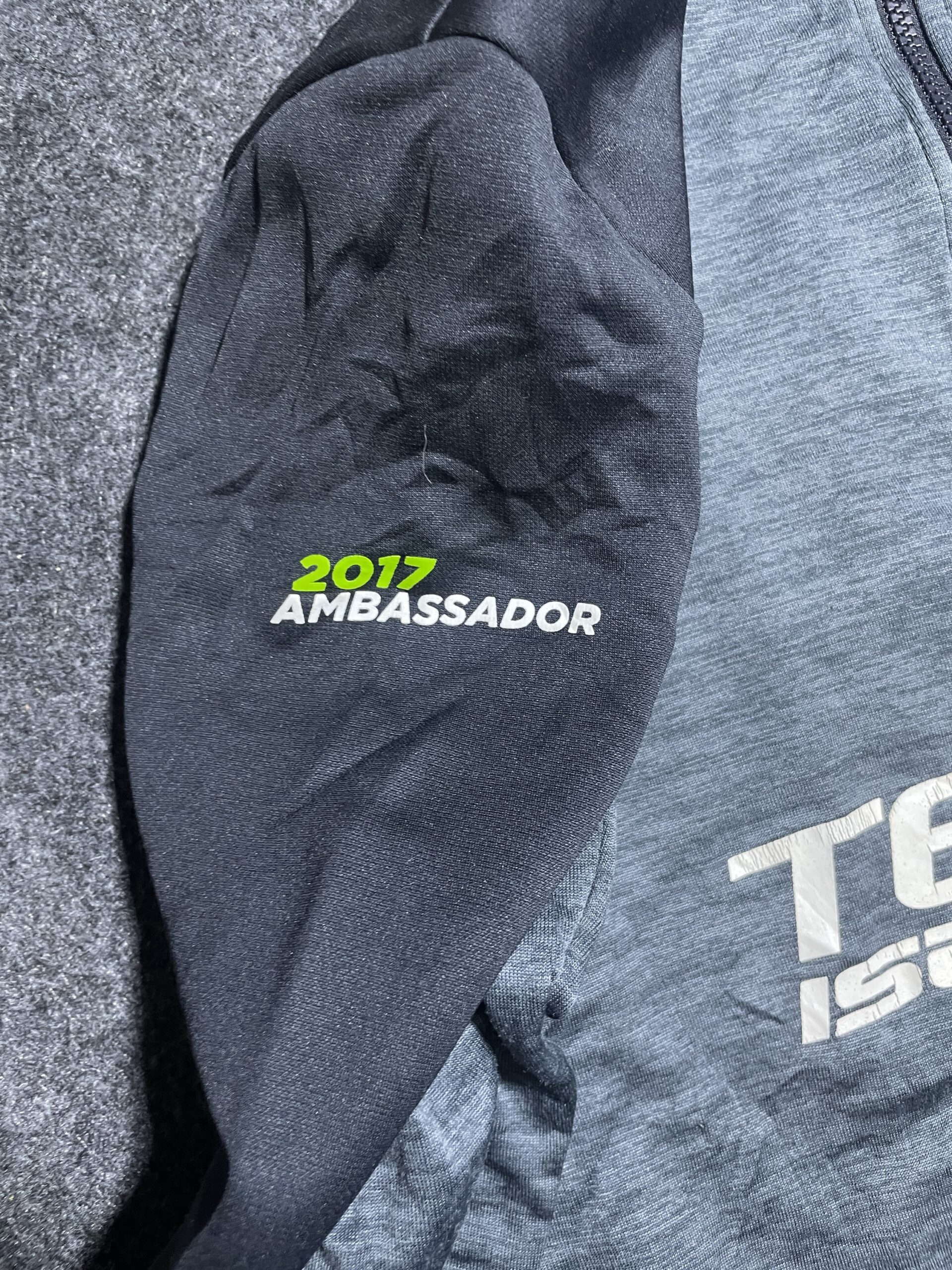 Under Armour Original Ambassador 2017 Half Zip Up Tshirt Grey Large