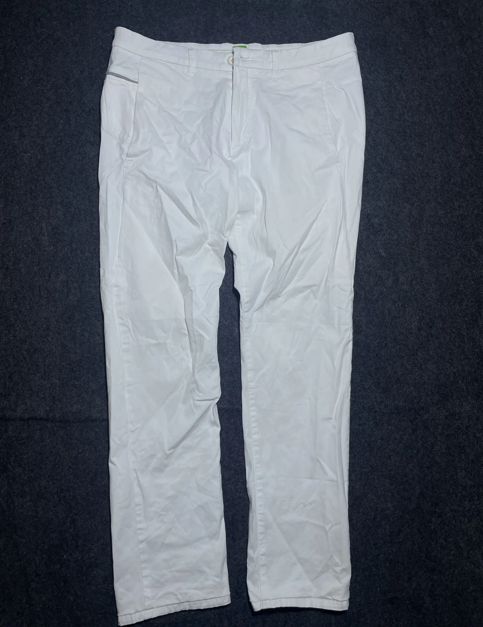 Hugo Boss Slim Fit White Chinos Men’s Premium Casual Trousers | 32